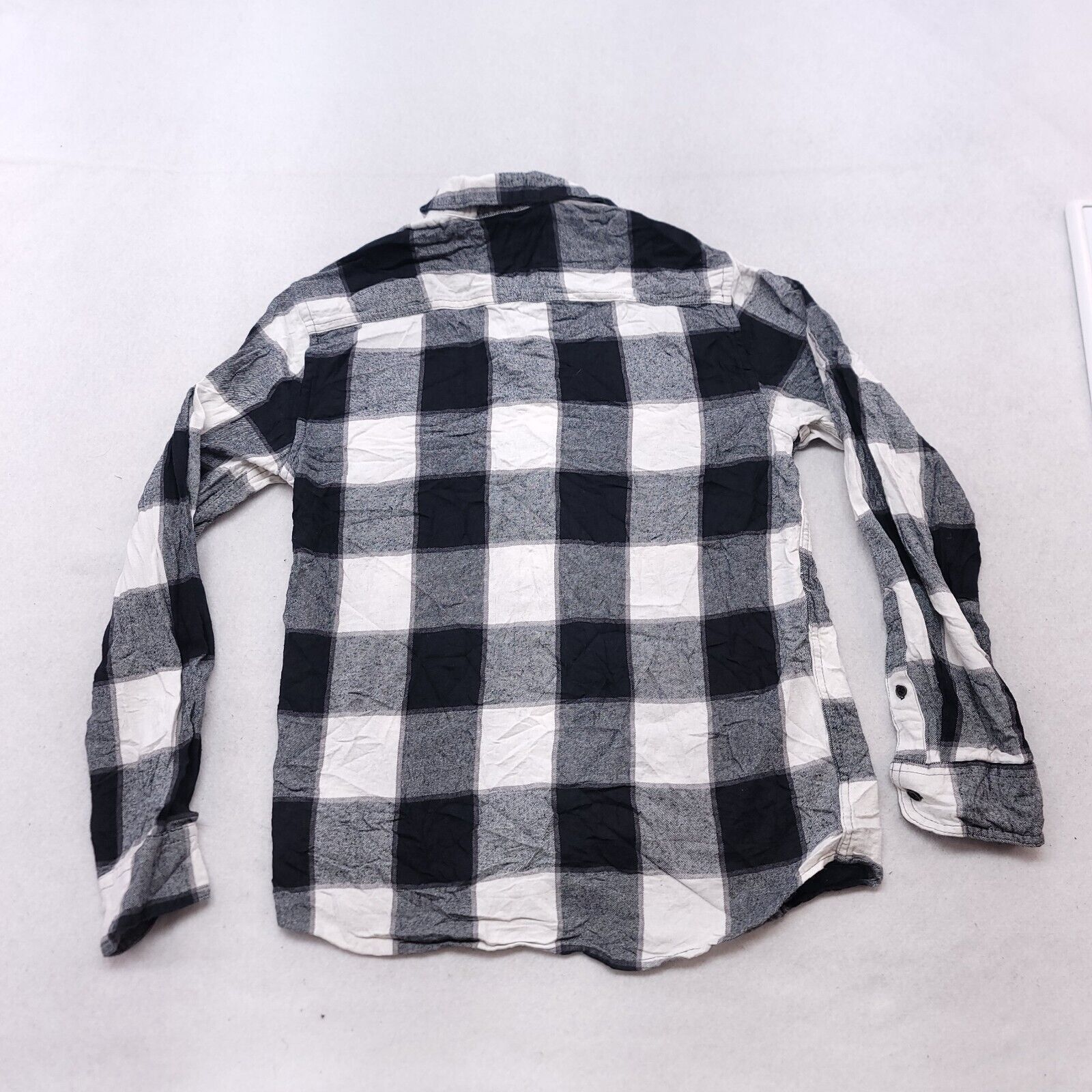 Urban Pipeline Urban Pipeline Gingham Flannel Shirt Mens Size Small S Gray Size US S / EU 44-46 / 1 - 10 Thumbnail