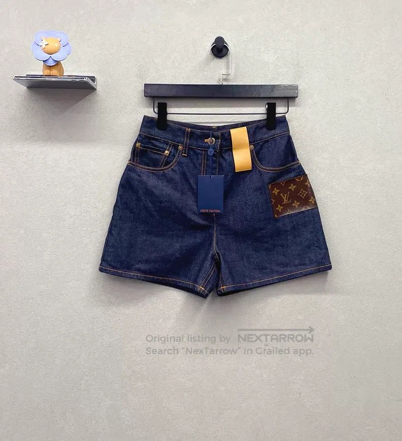 Louis Vuitton Louis Vuitton SS23 Denim Shorts Size 35" - 1 Thumbnail