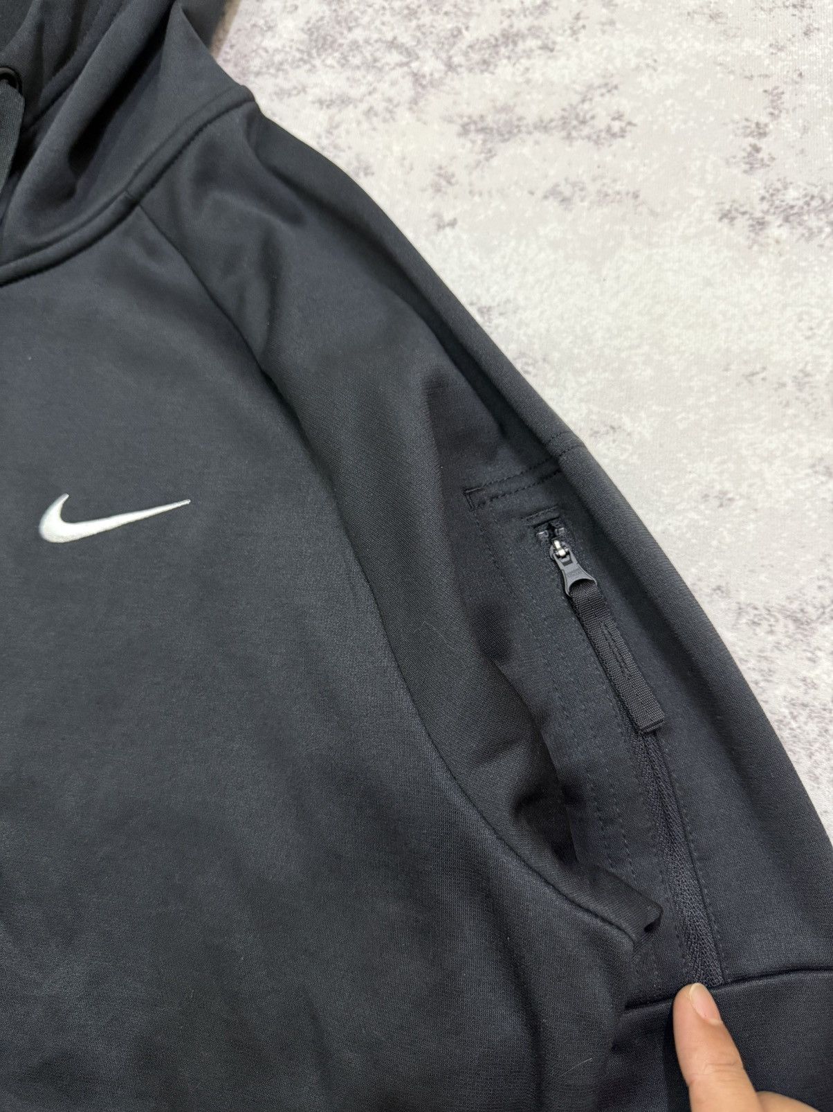 Nike NIKE SWOOSH THERMA FIT ZIPPER BLACK SWEATER HOODIE Size US M / EU 48-50 / 2 - 7 Thumbnail