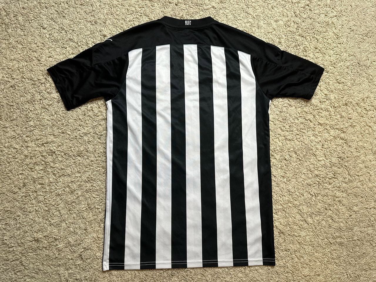 Other Puma Newcastle United Vintage Jersey Shirt Size US S / EU 44-46 / 1 - 2 Thumbnail