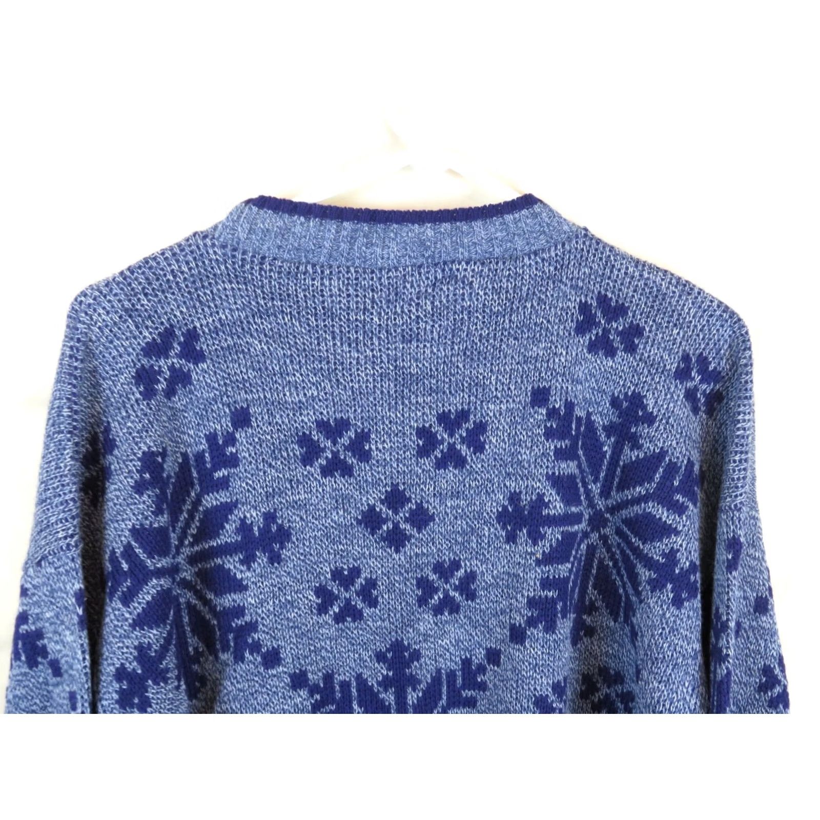 Vintage VINTAGE Rose USA Sweater Women Large Retro stain Blue snowflake Ugly Design Size L / US 10 / IT 46 - 8 Thumbnail