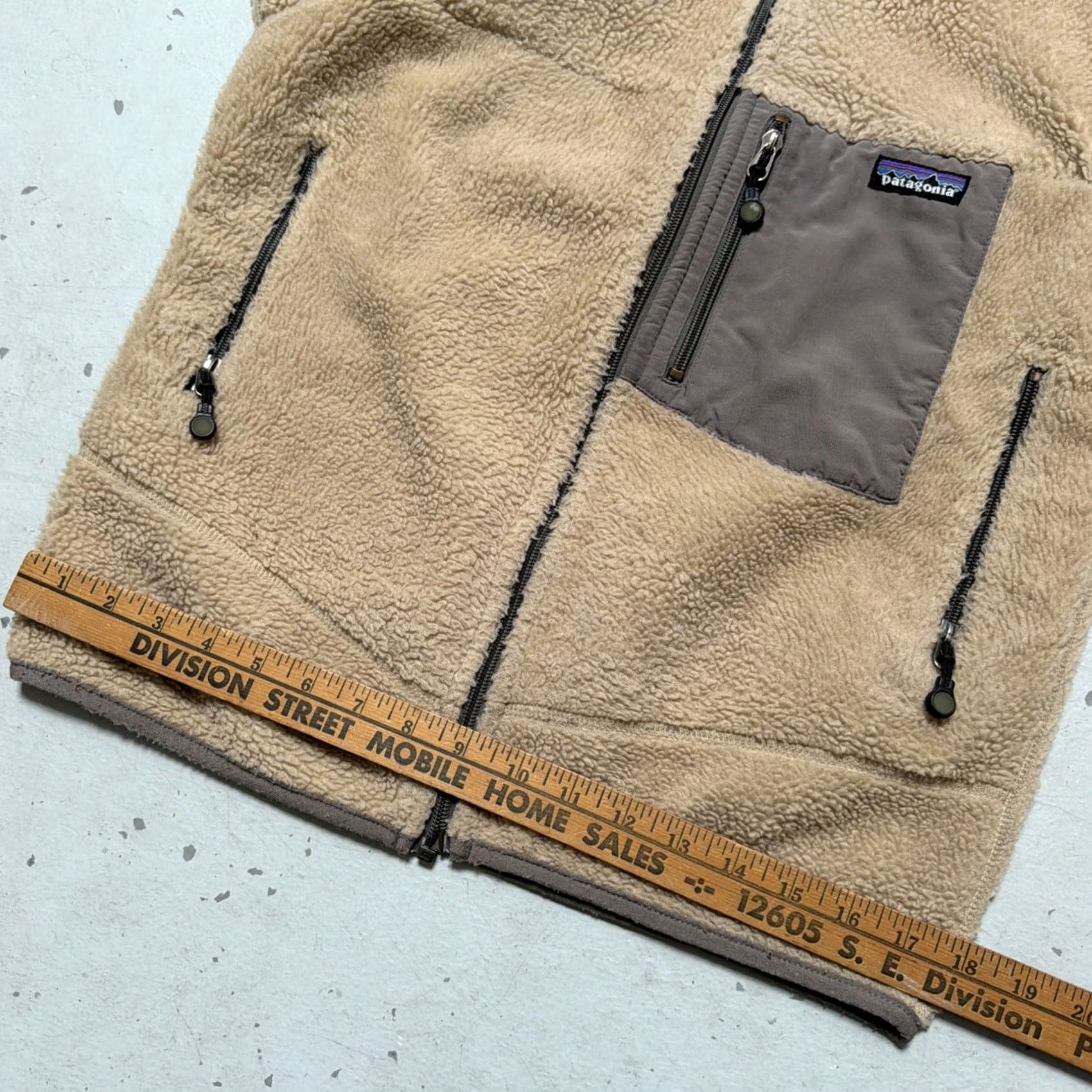 Patagonia VINTAGE Patagonia Fleece Jacket XS Unisex Adults USA 90s Retro-X Pile Made in USA Oatmeal (23055) Size US XS / EU 42 / 0 - 3 Thumbnail