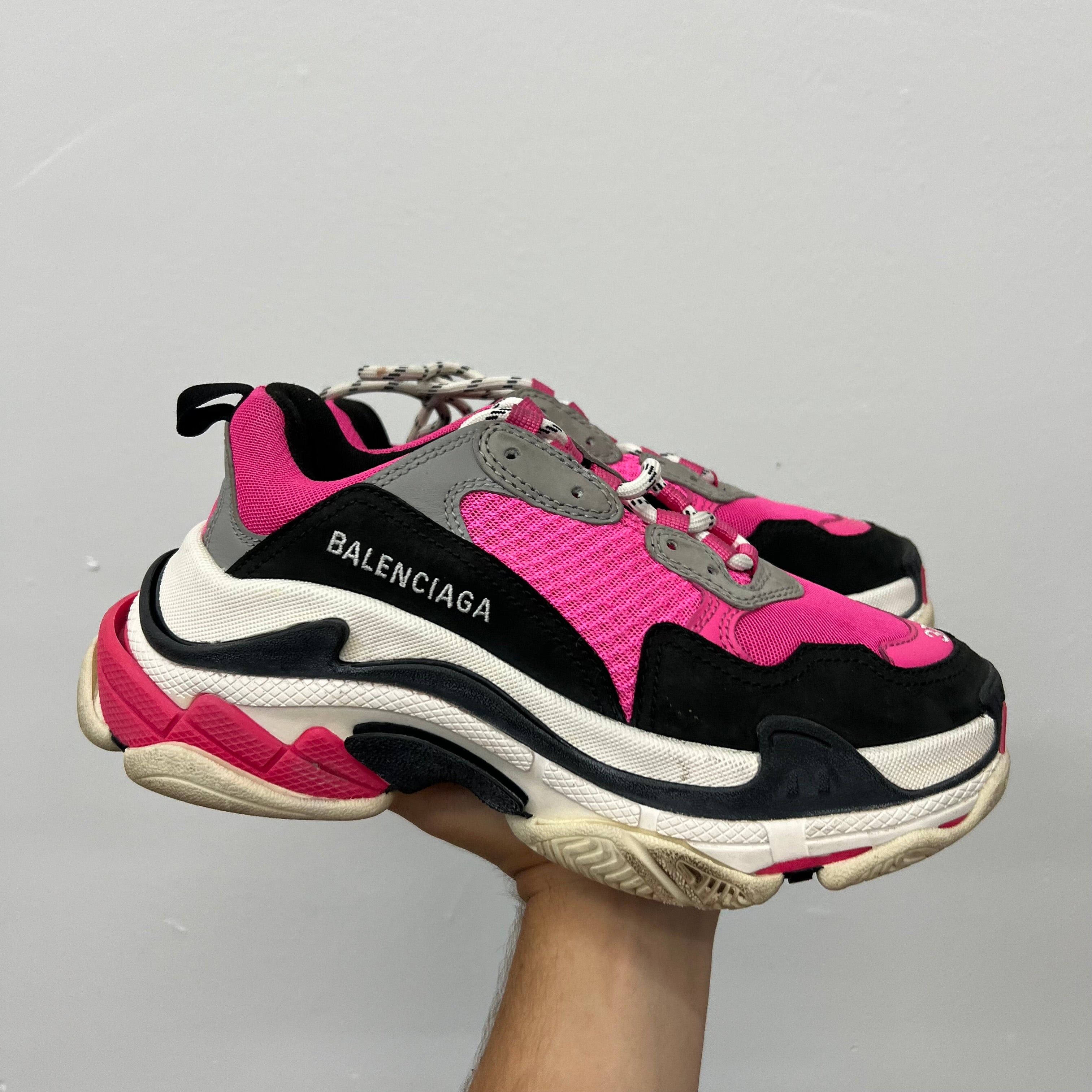 Balenciaga Balenciaga Triple S Pink Low Sneakers - Size 37 Size US 7 / IT 37 - 2 Thumbnail