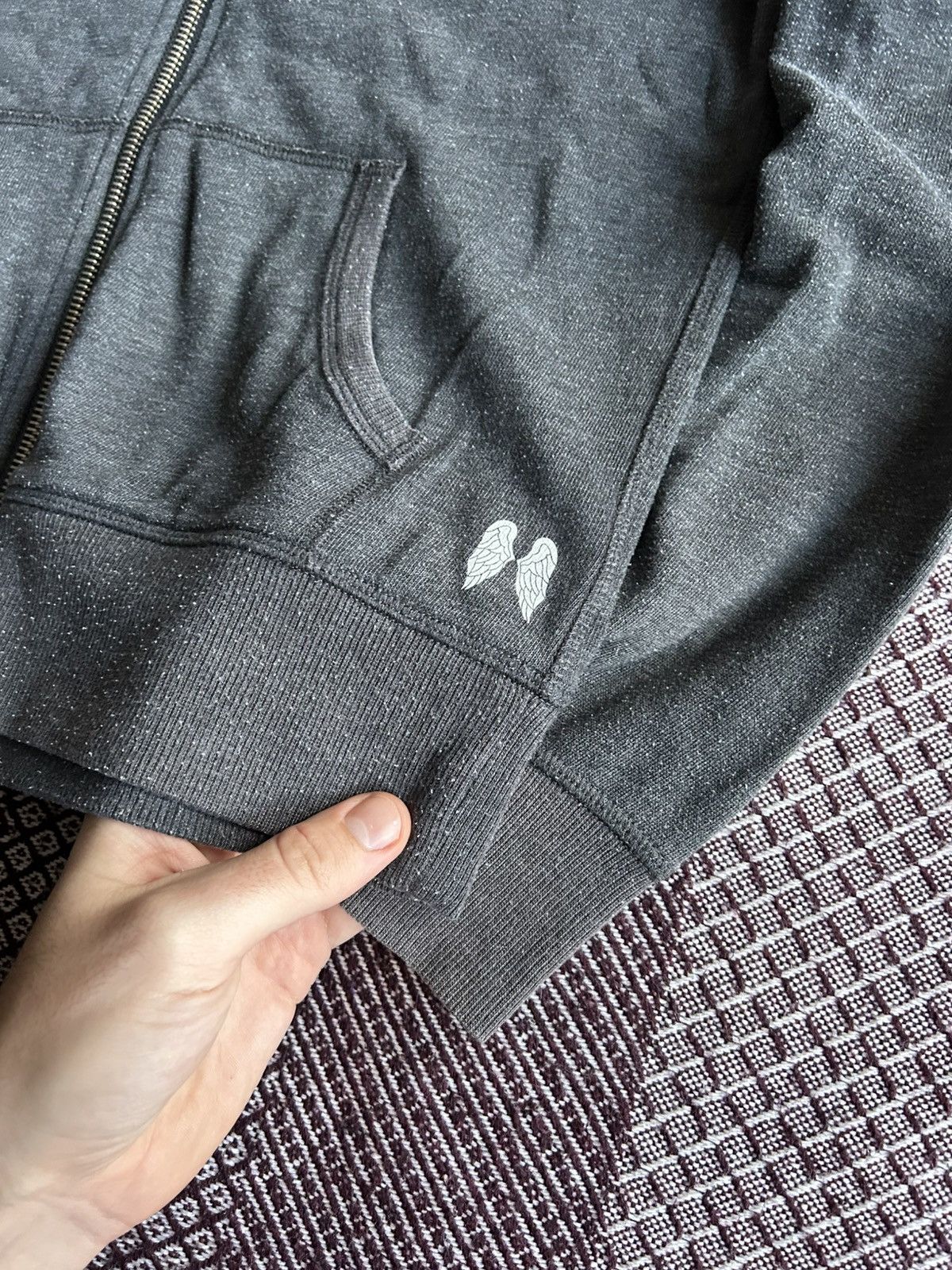 Victoria's Secret Victoria Secret Women Y2K Zip Hoodie Streetwear Style Sz XS Size XS / US 0-2 / IT 36-38 - 9 Thumbnail
