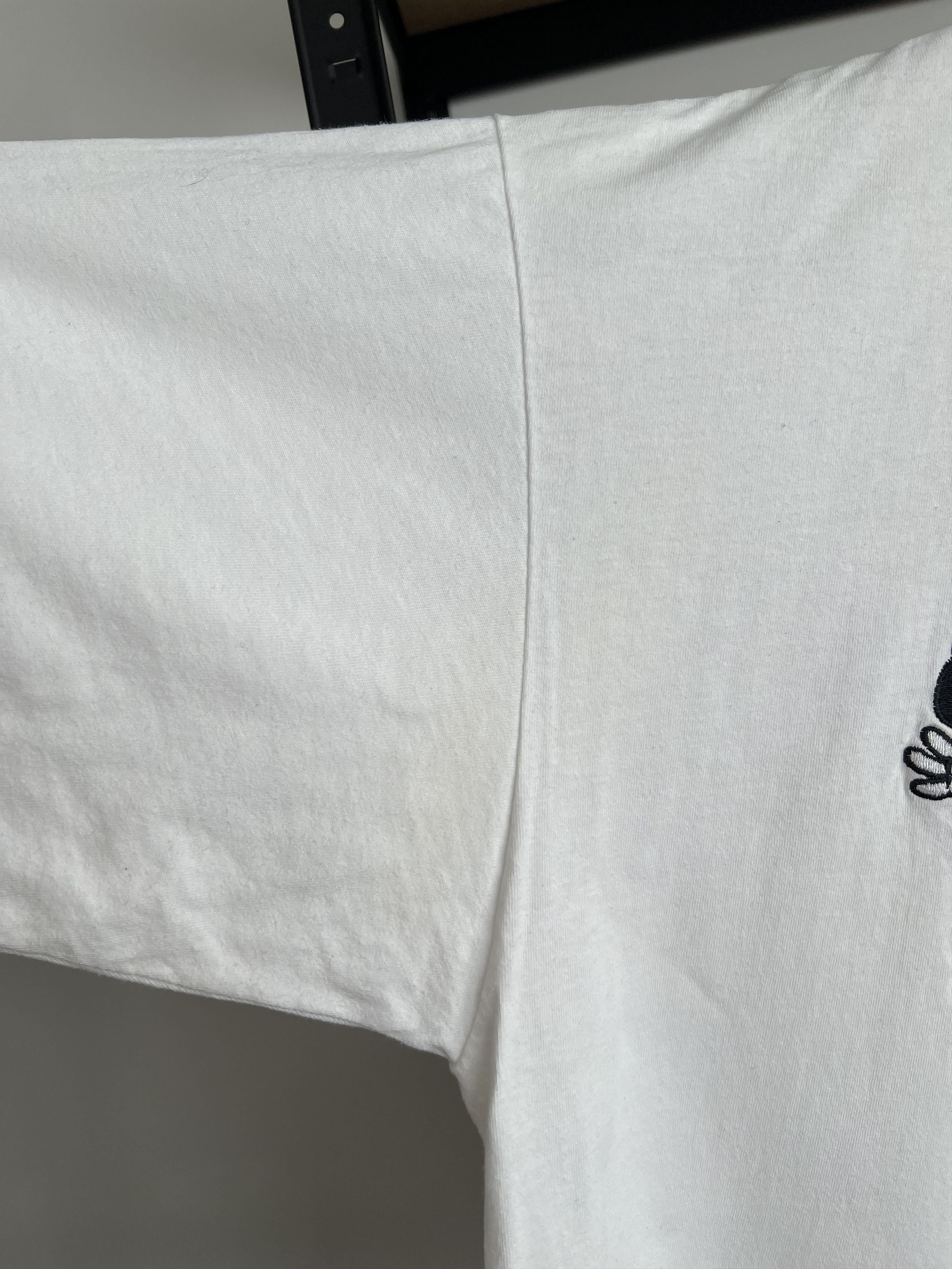 Disney Vintage 90s Disney Mickey Mouse Minnie Mouse Pocket T-shirt Size US XL / EU 56 / 4 - 10 Thumbnail