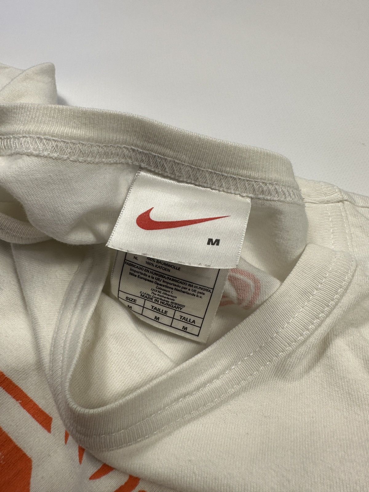 Vintage Vintage Nike Netherlands T-shirt Streetwear Rare Casual VTg Size US M / EU 48-50 / 2 - 3 Thumbnail