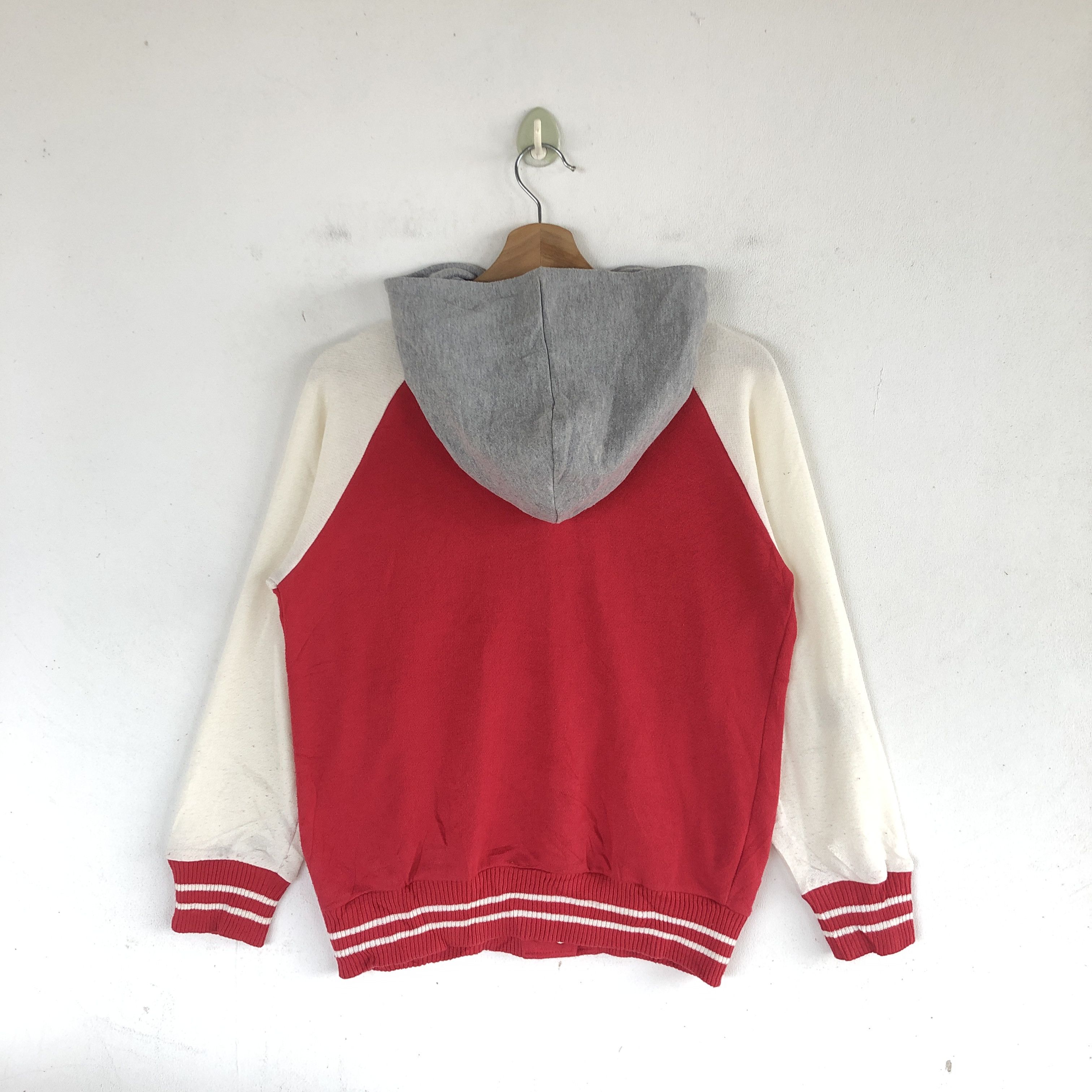Japanese Brand Vintage Japanese Letterman Hoodie Varsity Sweater Sweatshirt Size M / US 6-8 / IT 42-44 - 2 Thumbnail