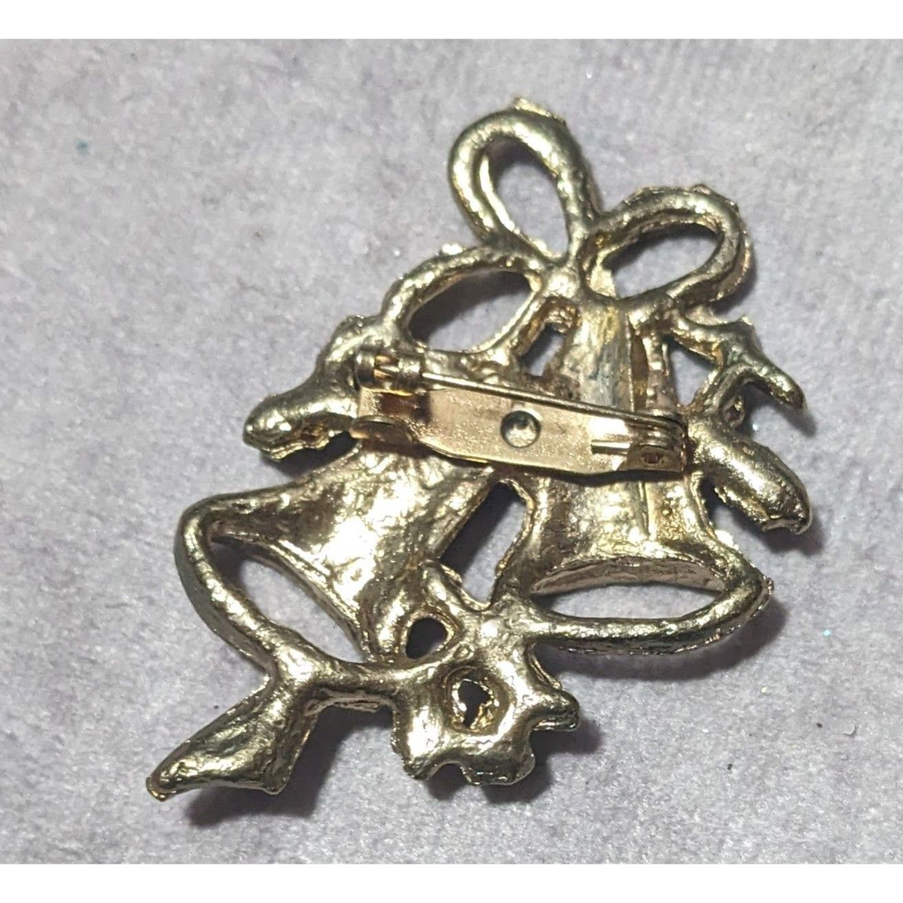 Other Vintage Holiday Holly Bell Enameled Brooch Size ONE SIZE - 5 Thumbnail