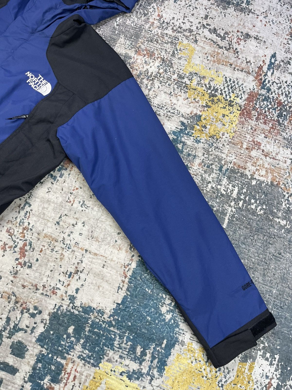 The North Face Vtg 90s The North Face Gore-Tex Mountain Light Jacket Size US L / EU 52-54 / 3 - 6 Thumbnail