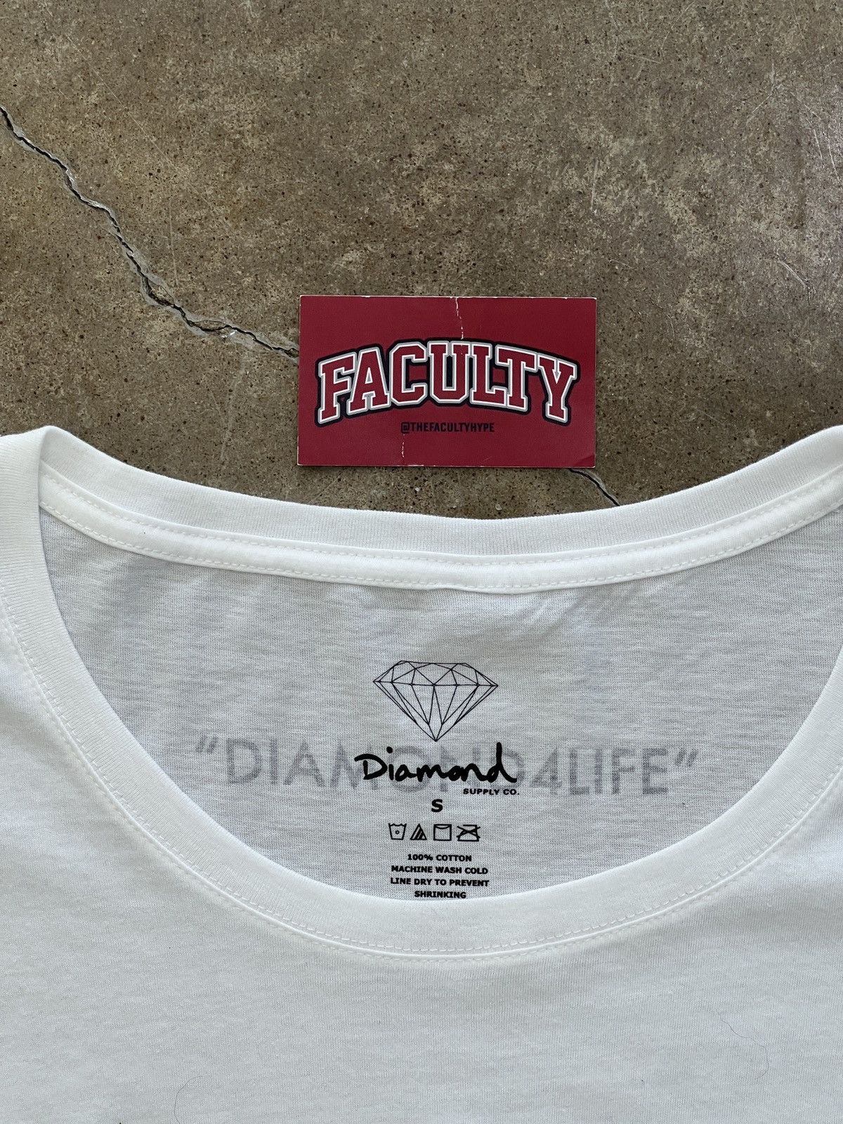 Diamond Supply Co. Diamond Supply Old English Script Tee White Small Size S / US 4 / IT 40 - 3 Thumbnail