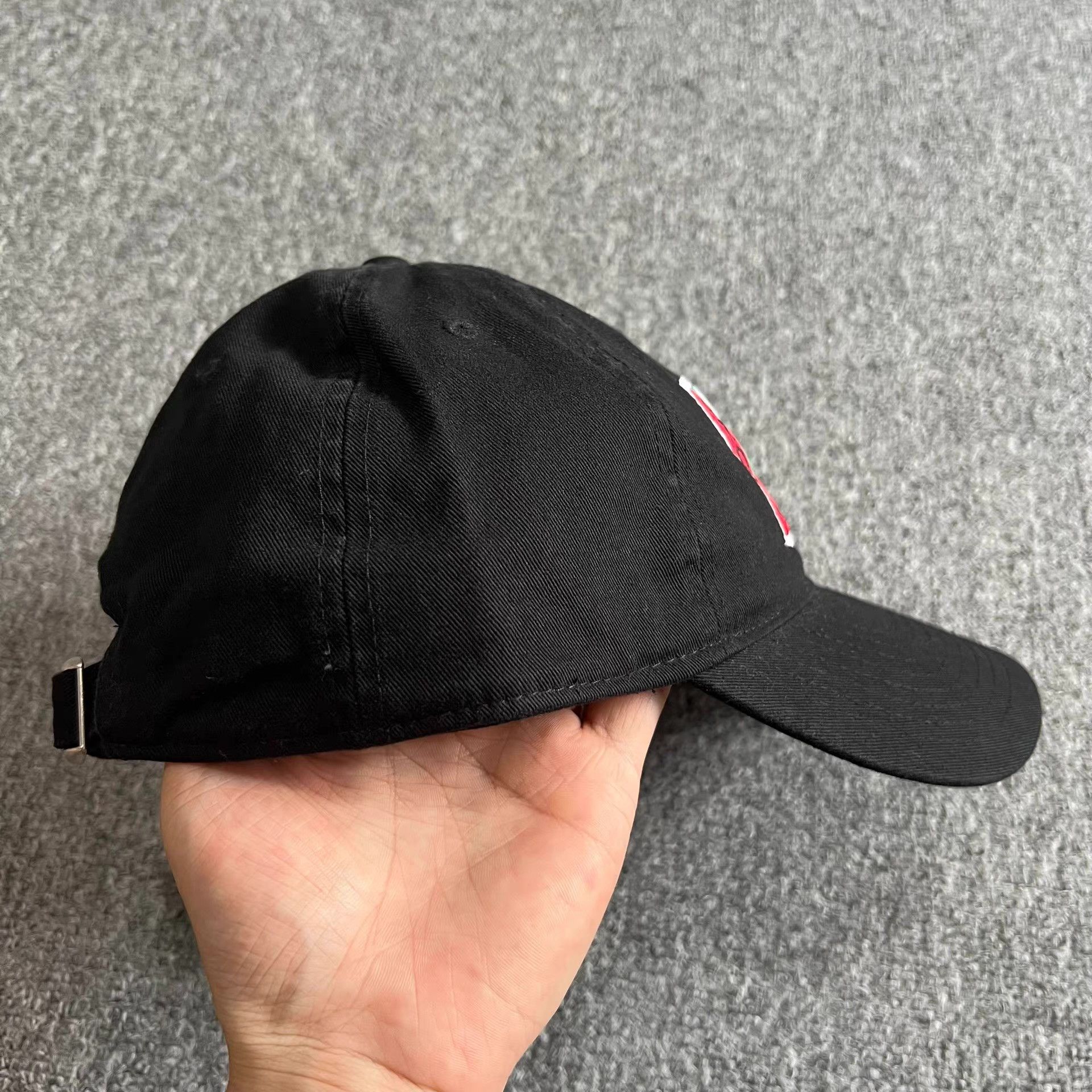 Cross Colours Cross Colours washedembroidered curved brim baseball cap Q7 Size ONE SIZE - 6 Thumbnail