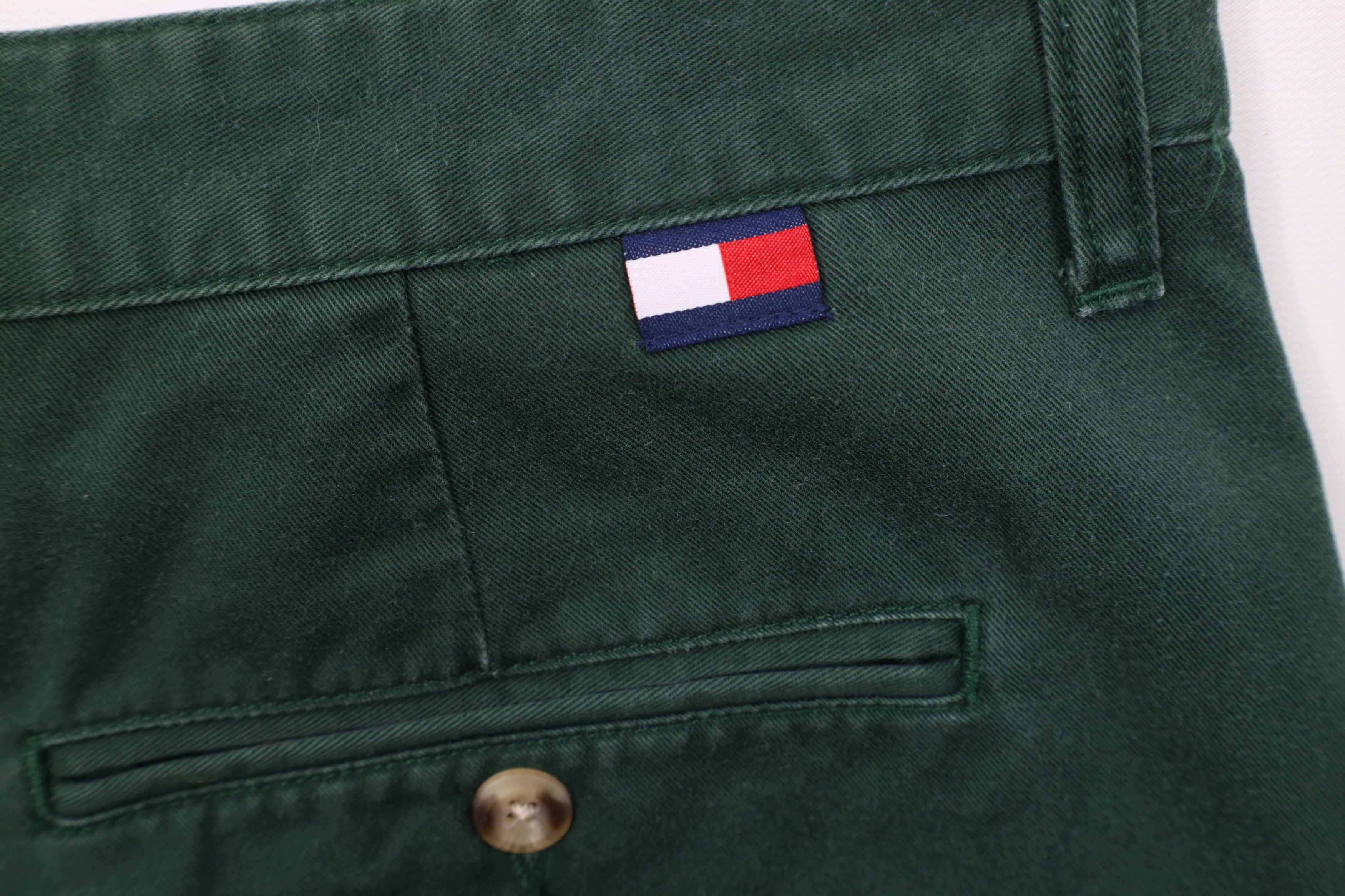Tommy Hilfiger Vintage 90s Tommy Hilfiger Golf Chino Shorts Green Cotton Size US 40 / EU 56 - 13 Thumbnail