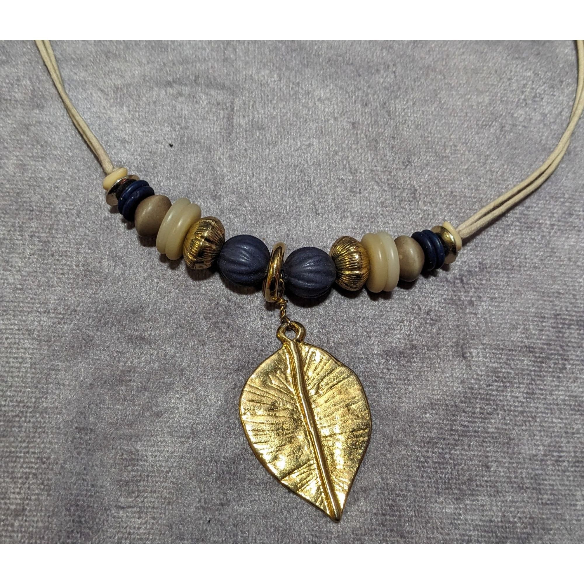 Other Hippie Bohemian Gold Tone Leaf Pendant Beaded Nature Inspire Size ONE SIZE - 8 Thumbnail