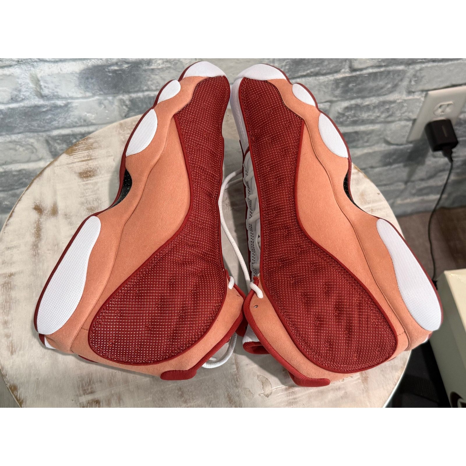 Jordan Brand Jordan 13 Retro Dune Red Size 10 DJ5982-601 DS Size US 10 / EU 43 - 7 Thumbnail