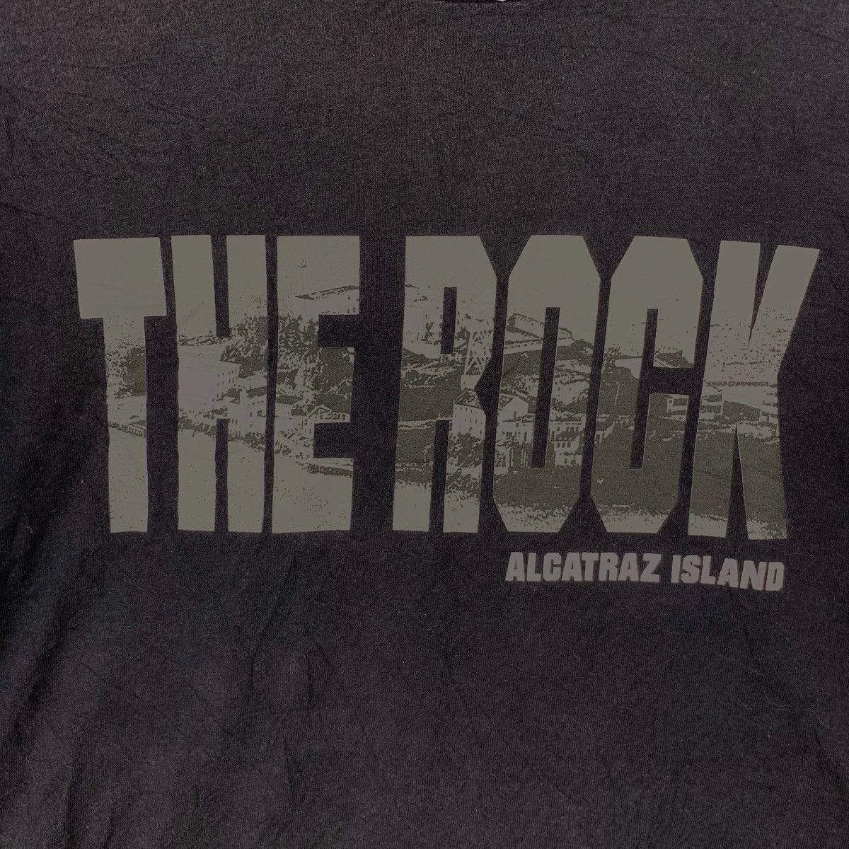 Japanese Brand Vintage THE ROCK ALCATRAZ Movie Film Tee Shirt Size US M / EU 48-50 / 2 - 3 Thumbnail