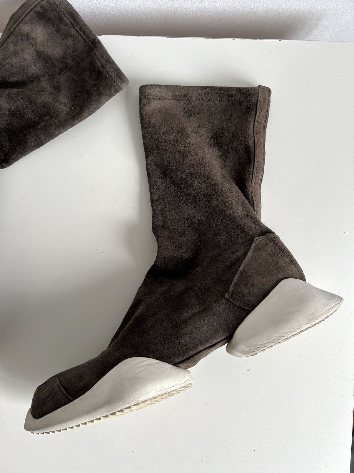 Rick Owens Rick Owens “Mastodon” Vicious Runner Dust Sneakers Size US 10 / EU 43 - 11 Thumbnail