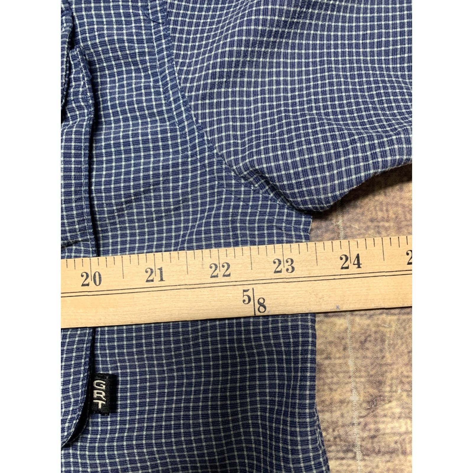 Vintage Columbia GRT Sportswear Mens Short Sleeve Button-Down Plaid Blue White MEDIUM Shirt Size US 31 - 7 Thumbnail