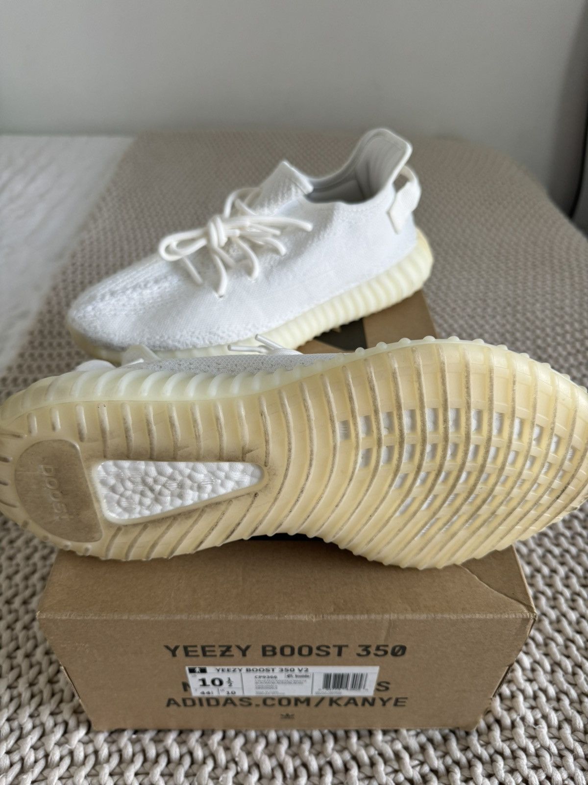 Yeezy Yeezy boost 350 v2 Size US 10.5 / EU 43-44 - 5 Thumbnail