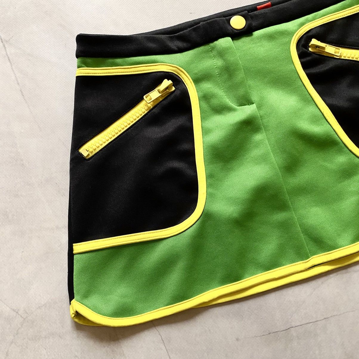 Miss Sixty RARE Fishbone Brazil Vintage Mini Skirt Cop Copine Vibe Size 25" / US 0 / IT 36 - 3 Thumbnail