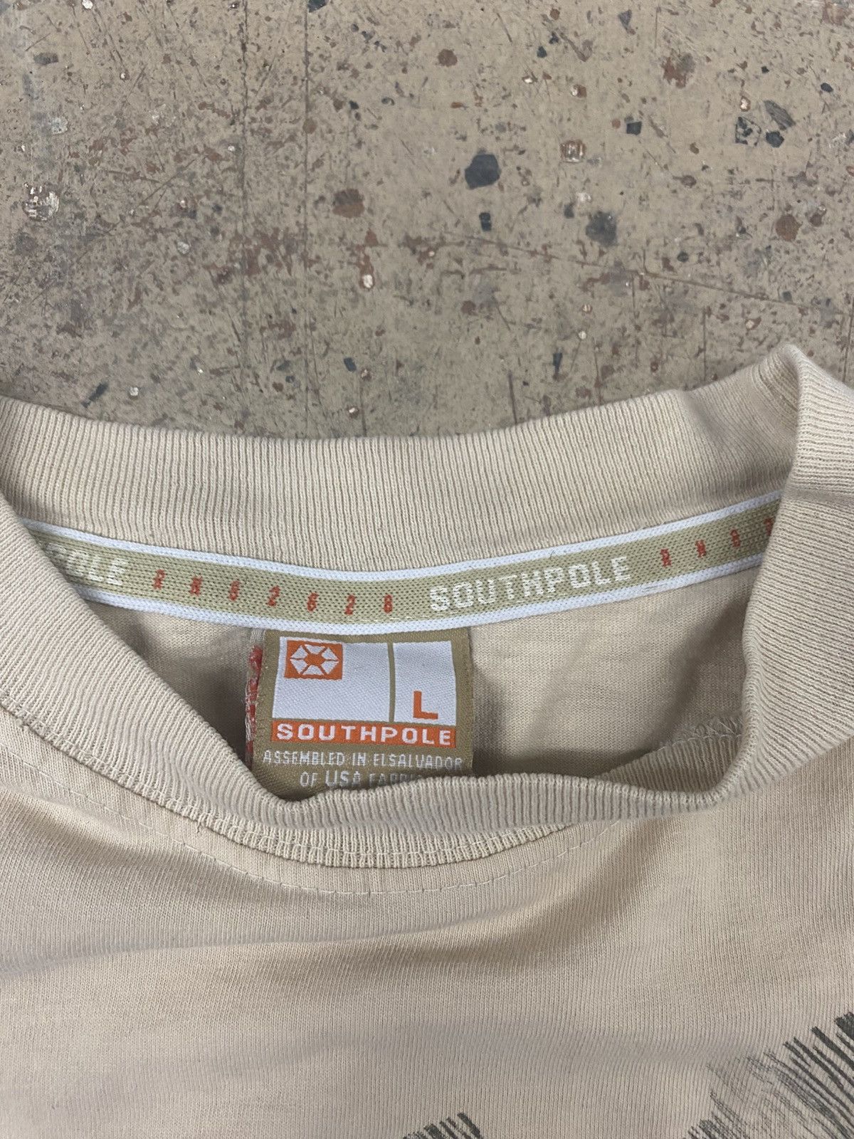 Southpole Crème colored southpole shirt Size US L / EU 52-54 / 3 - 3 Thumbnail
