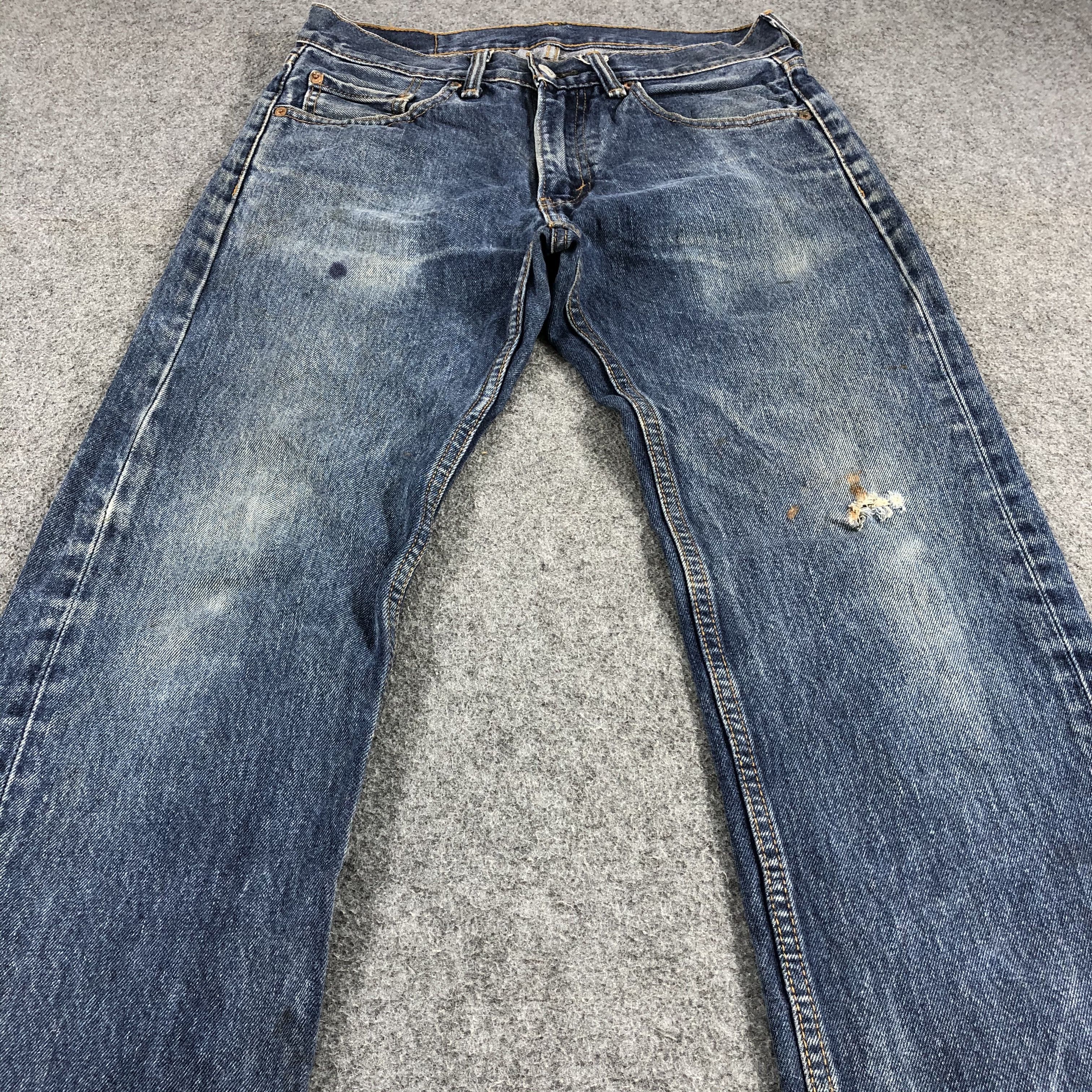 Levi's Faded Blue Vintage Levi's 505 Jeans Distress Denim KJ549 Size US 30 / EU 46 - 3 Thumbnail