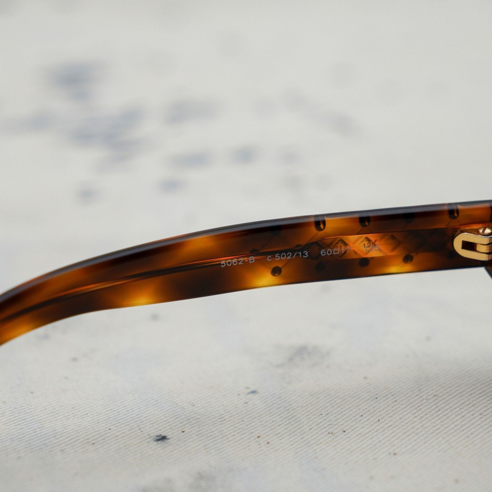 Chanel Vintage chanel brown gradient crystal cc logo y2k sunglasses Size ONE SIZE - 8 Thumbnail