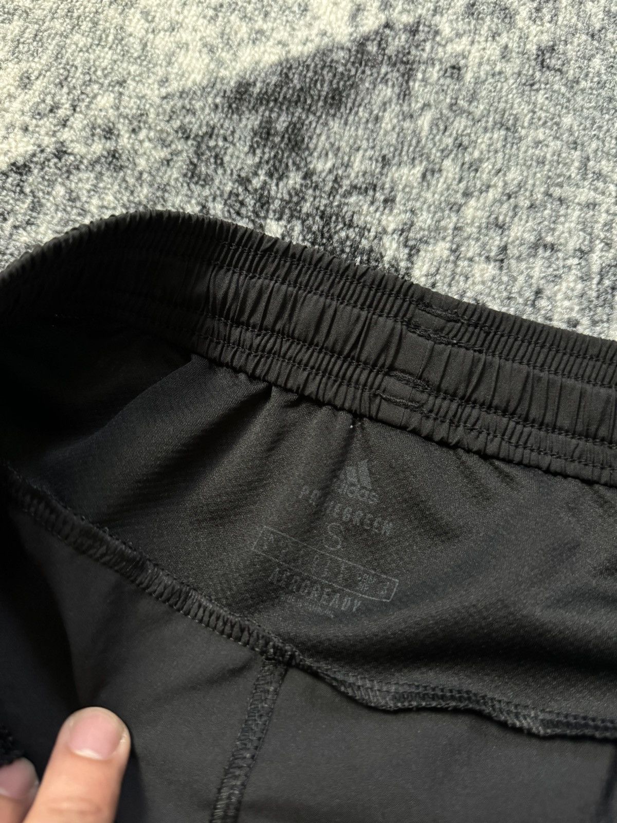 Adidas Vintage Adidas Shorts Sportswear Aeroready Designed 2 Move Size US 30 / EU 46 - 3 Thumbnail