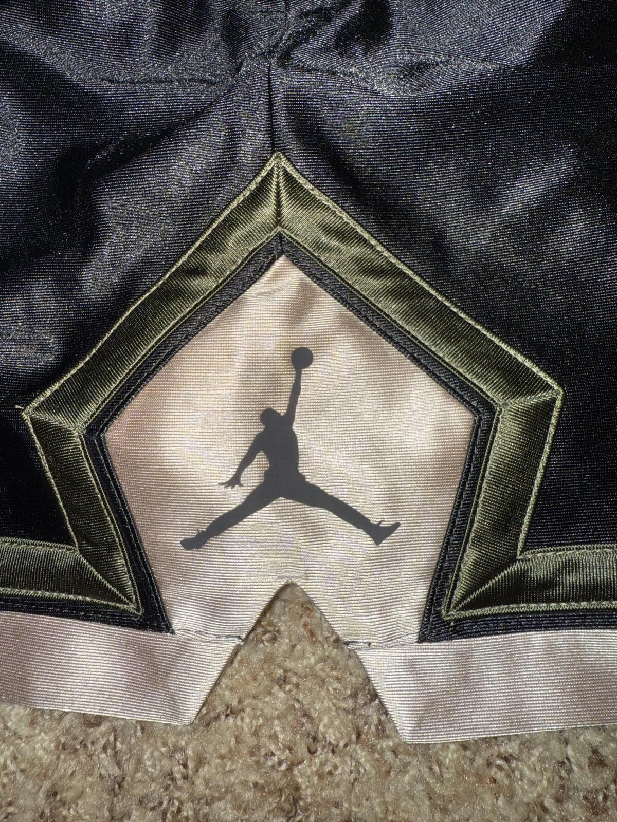 Nike Jordan Sports Women’s Bejing China Diamond Shorts Sample Size 40" / US 18 - 3 Thumbnail
