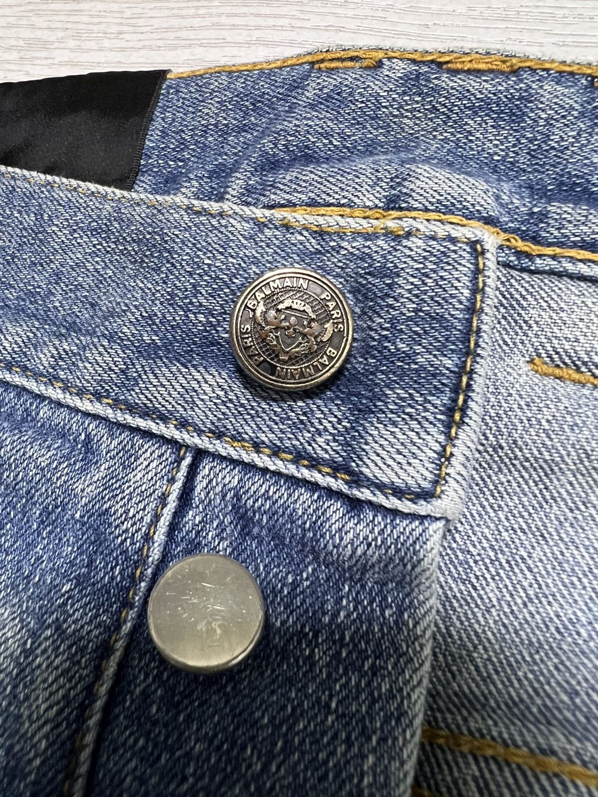 Balmain Balmain - S/S ‘21 - Embossed Logo Skinny Jeans Size US 30 / EU 46 - 10 Thumbnail