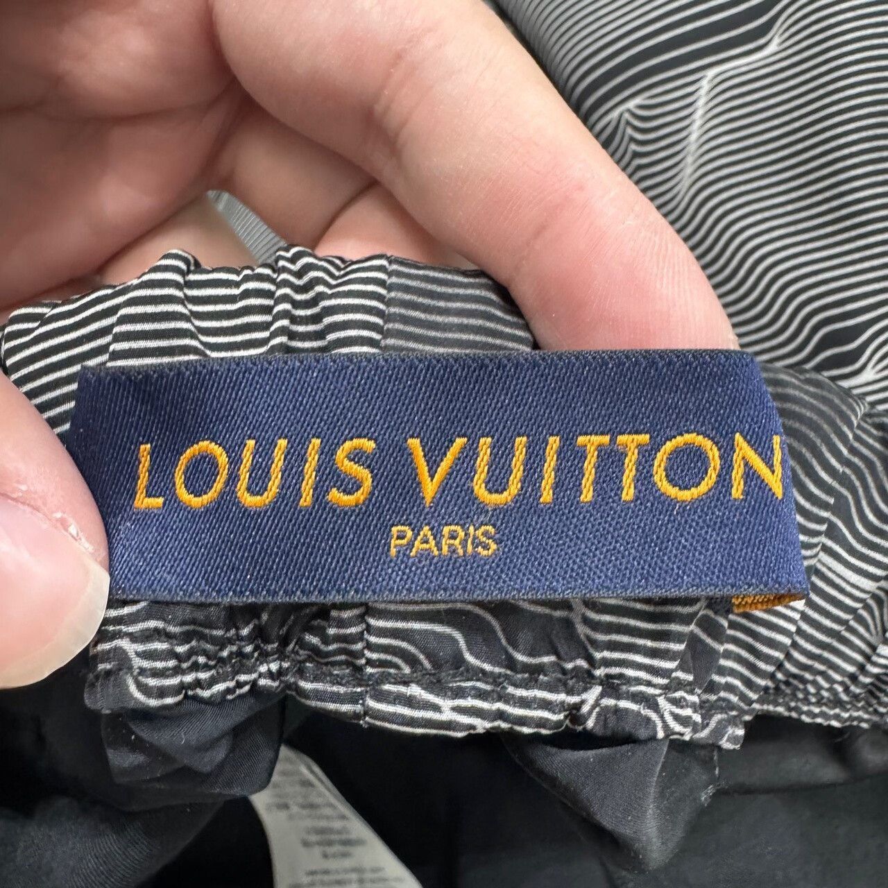 Louis Vuitton louis vuitton lv 2054 utility pants. Size US 40 / EU 56 - 3 Thumbnail