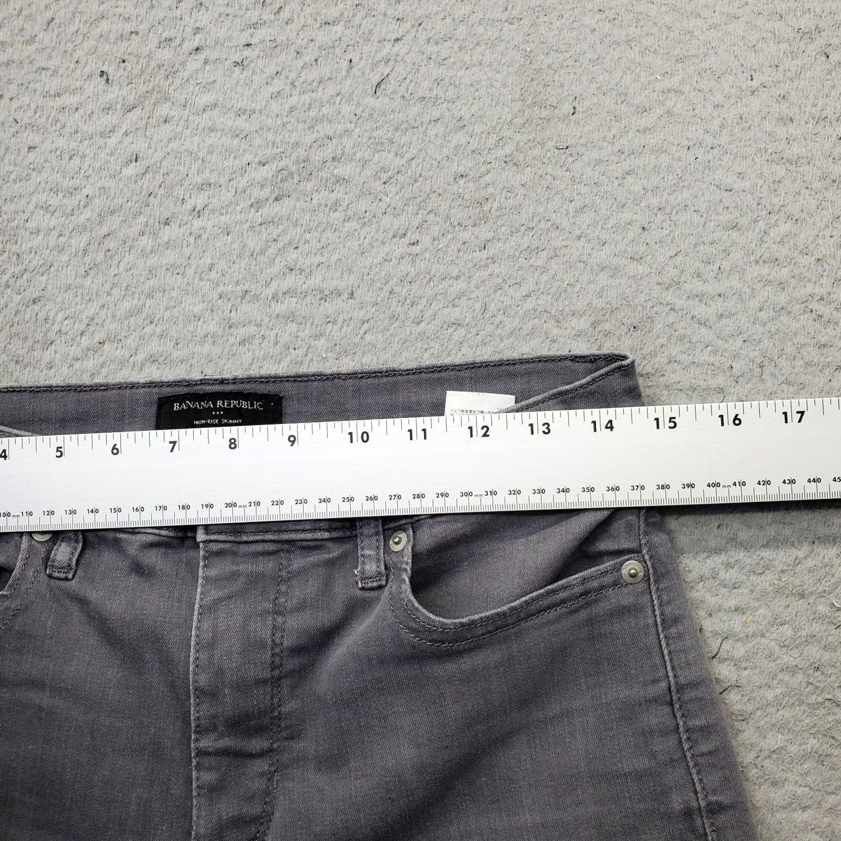 Banana Republic Banana Republic Women's 28/6 Gray Denim High Rise 5-Pocket Skinny Jeans Shirt Category: Jeans Size 28" / US 6 / IT 42 - 6 Thumbnail