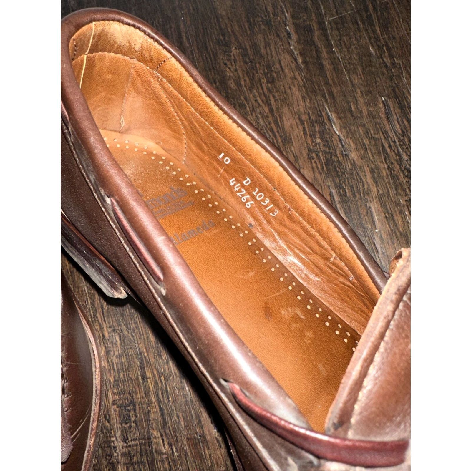 Allen Edmonds Allen Edmonds Alameda Brown Calf Leather Kiltie Tie Loafers Men’s 10 D Brown Leather Dress Shoe Men’s 10 D Size US 10 / EU 43 - 6 Thumbnail