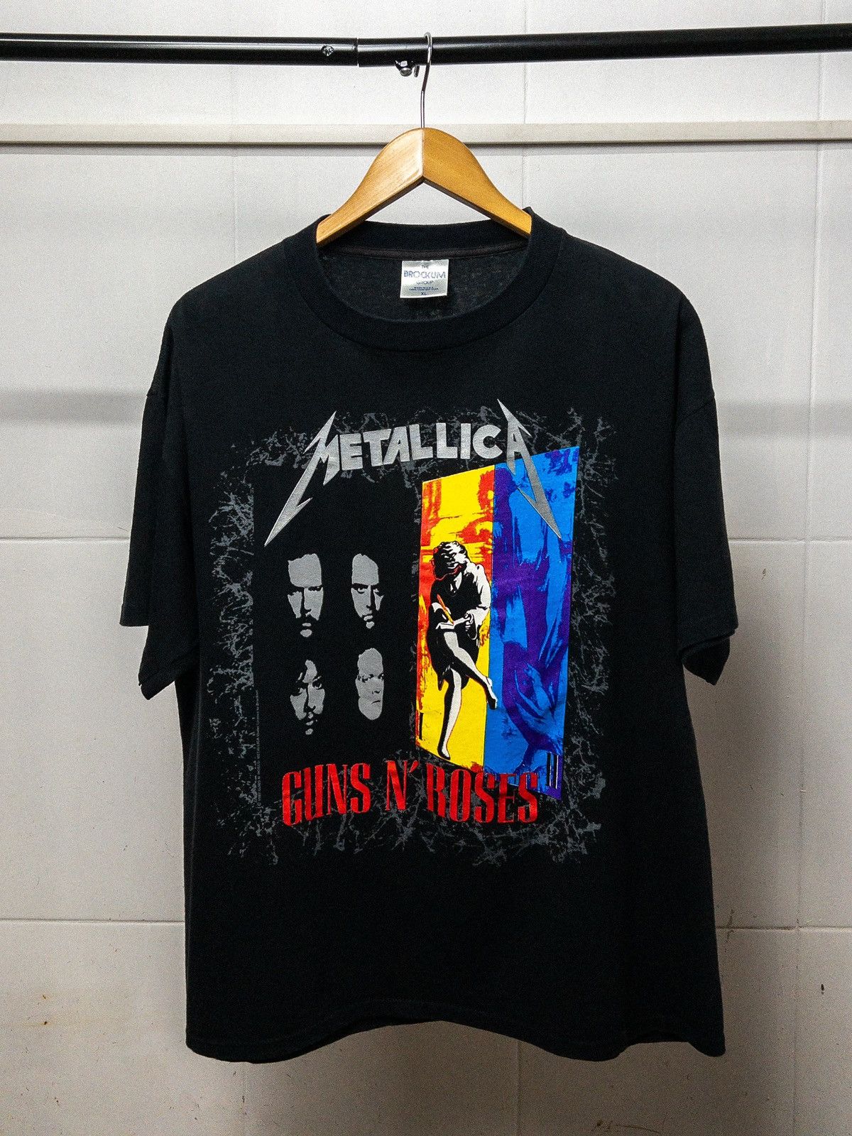 image of Band Tees x Rock T Shirt Vintage 1992 Metallica & Guns N' Roses Tour in Black, Men's (Size XL)