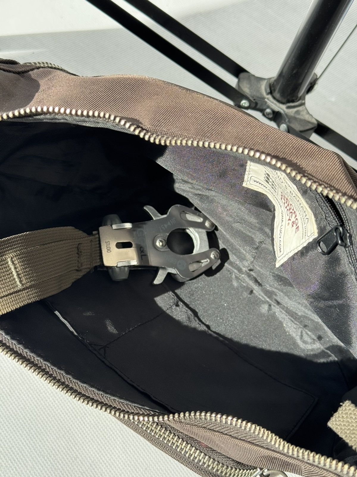 George Gina & Lucy × Japanese Brand Very Rare George Gina & lucy Y2k Alyx Bag Crossbody Handbag Size ONE SIZE - 20 Thumbnail