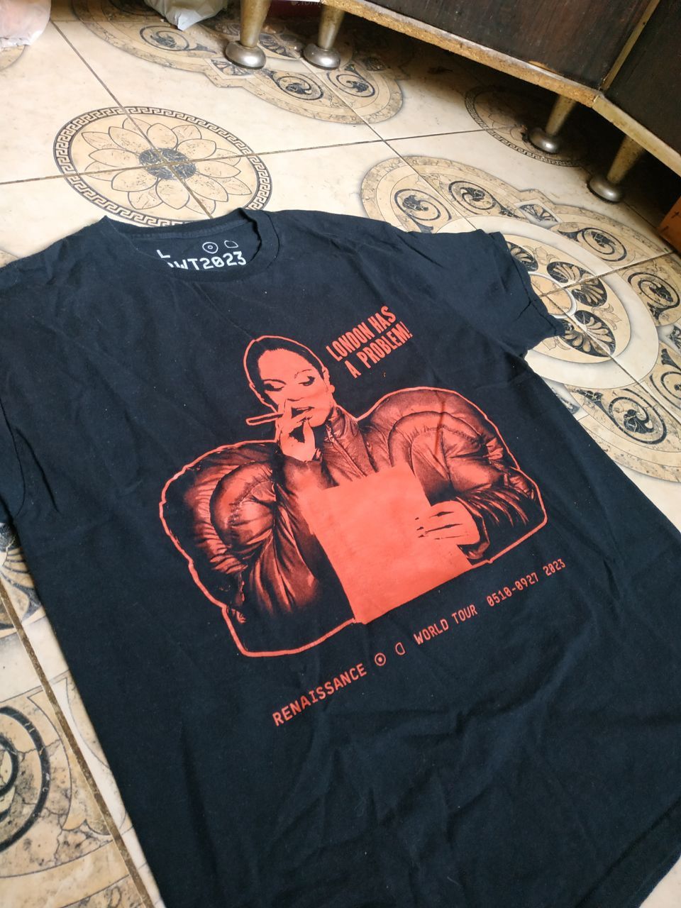 Beyonce Beyonce Renaissance Tour London Has A Problem Tee L Size US L / EU 52-54 / 3 - 7 Thumbnail