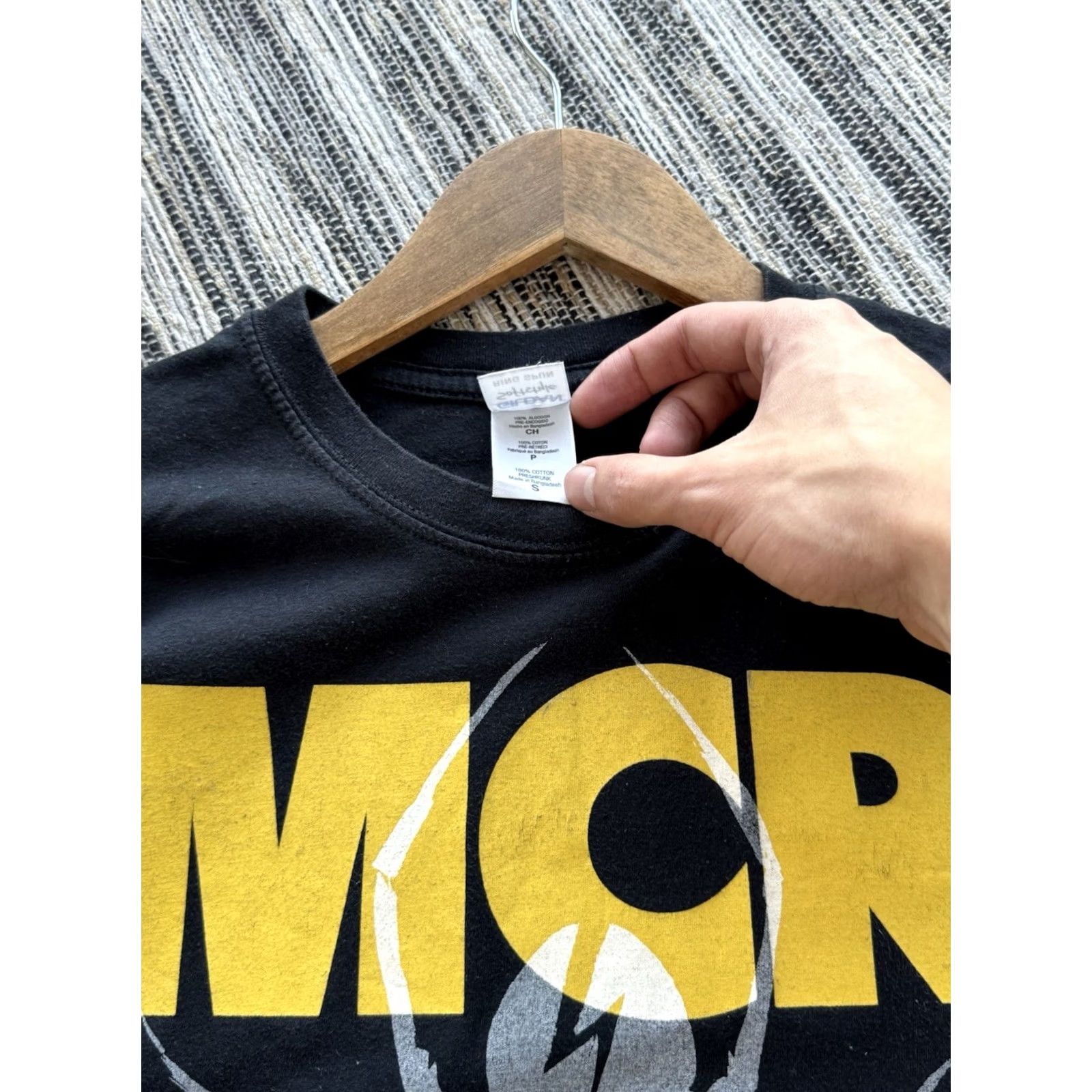 Gildan VINTAGE My Chemical Romance MCR Band Tee Shirt Music Graphic Punk Rock Emo Size S Men Size US S / EU 44-46 / 1 - 6 Thumbnail