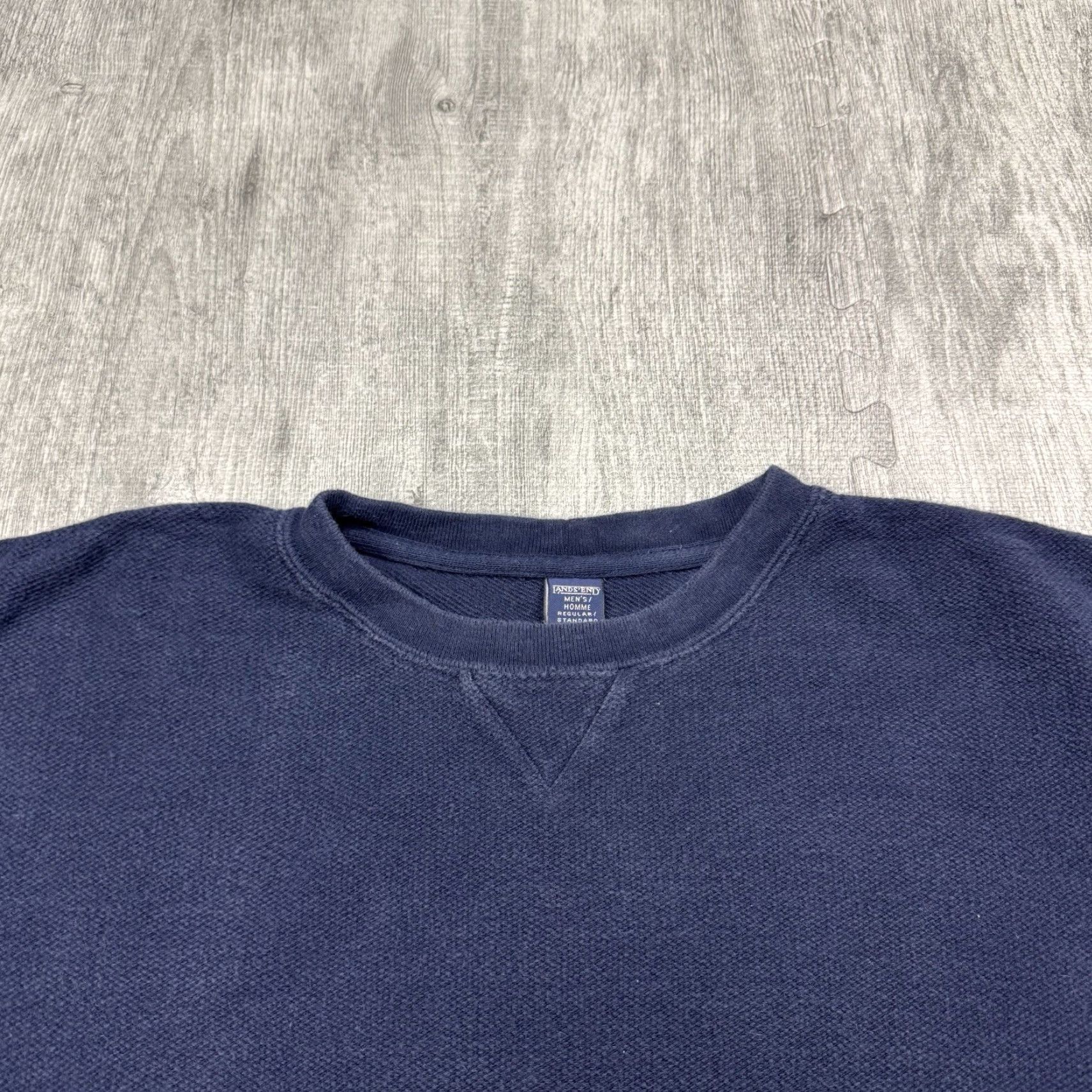 Lands' End VINTAGE Lands' End USA Cotton Terry Crewneck Sweatshirt Men's Medium Navy Blue V-Stitch Pullover Size US M / EU 48-50 / 2 - 2 Thumbnail