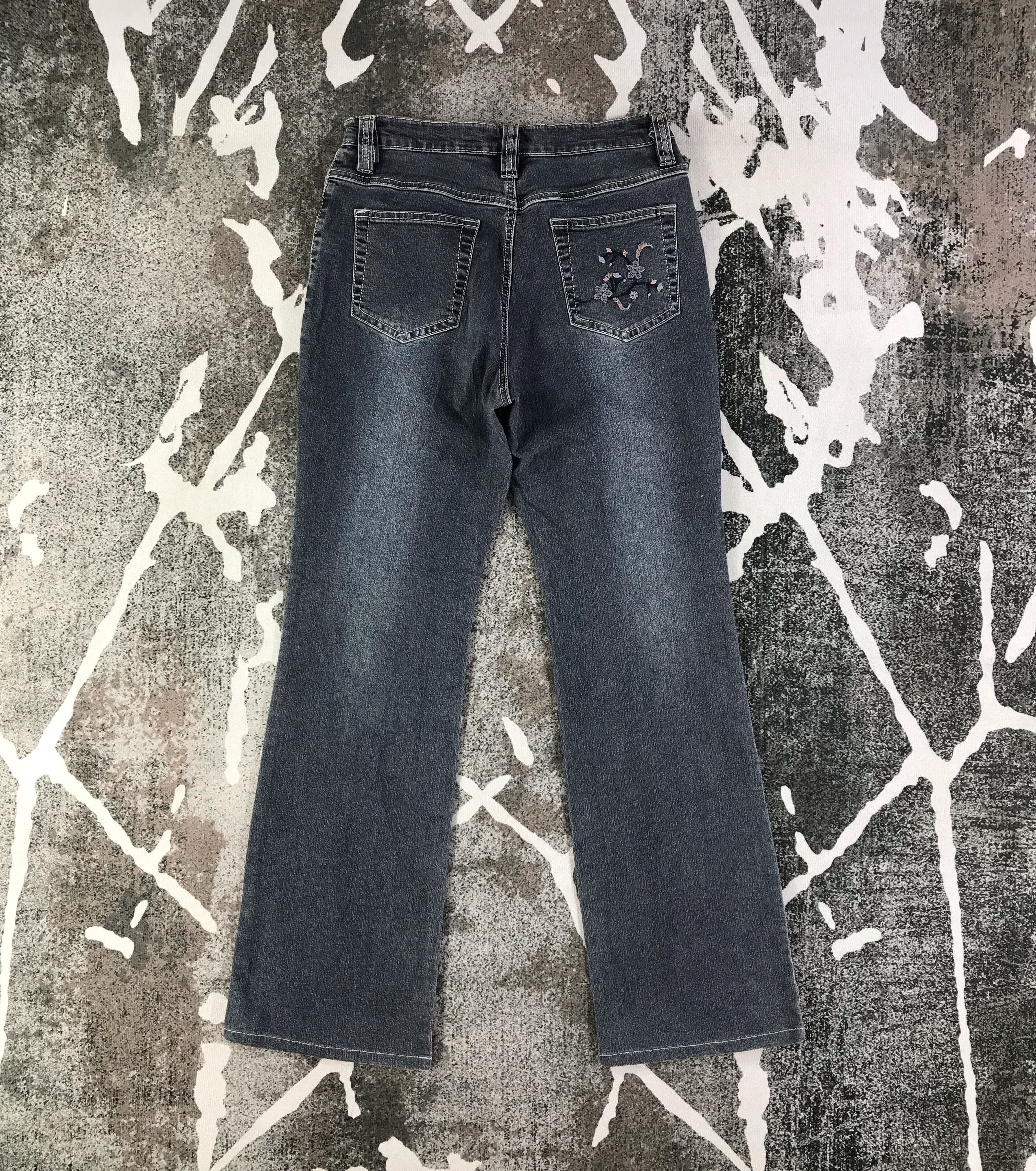 Japanese Brand Japanese Brand Gran Sasso Jeans Embroidery Denim KJ1568 Size 28" / US 6 / IT 42 - 2 Thumbnail