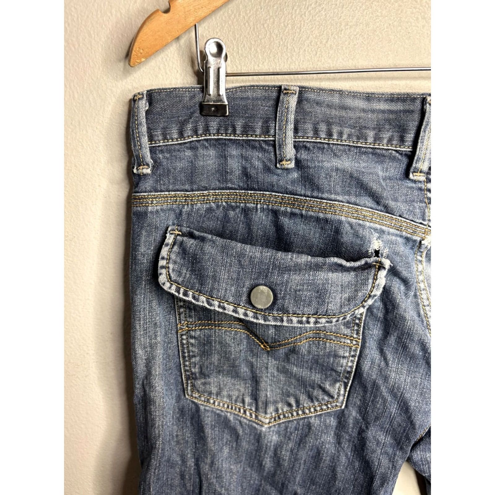 Levi's Levi's 514 Jeans Mens 38x32 Slim Straight Button Fly Flap Pocket Distressed Denim Blue Medium Wash Size US 38 / EU 54 - 2 Thumbnail