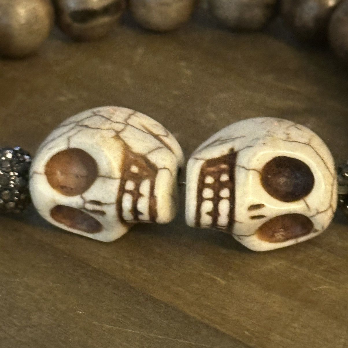 Other Wooden skull stretch bead bracelet Size ONE SIZE - 4 Thumbnail