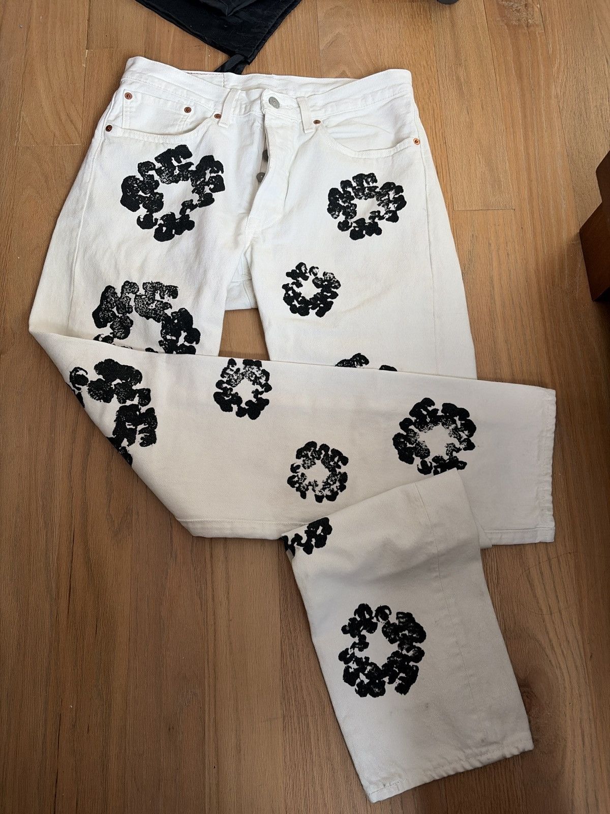 DENIM TEARS Cotton Wreath Levi’s 501 Size US 32 / EU 48 - 1 Thumbnail