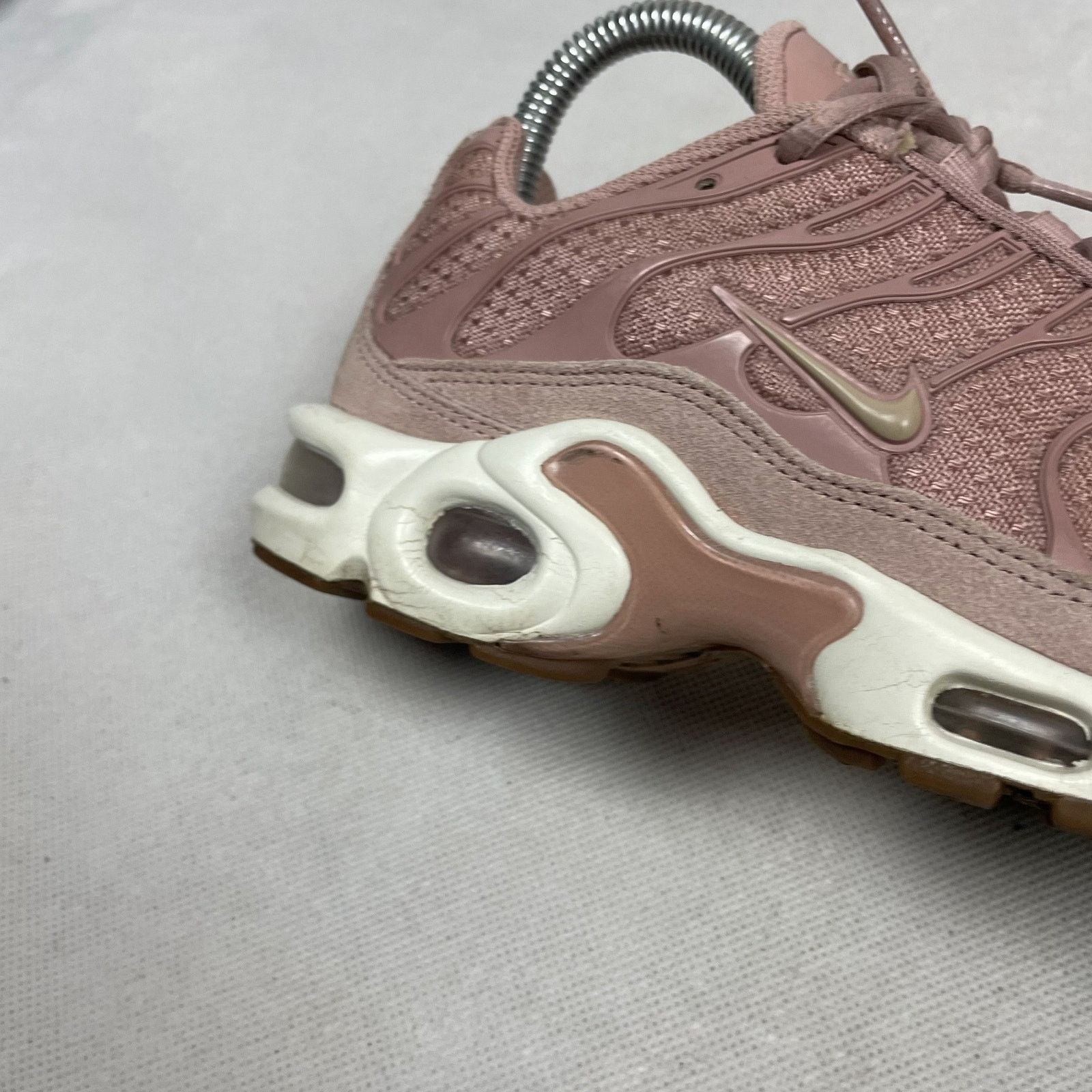 Nike Nike Air Max Plus 605112-603 Women's Particle Pink Shoes 6.5 Size US 6.5 / IT 36.5 - 7 Thumbnail