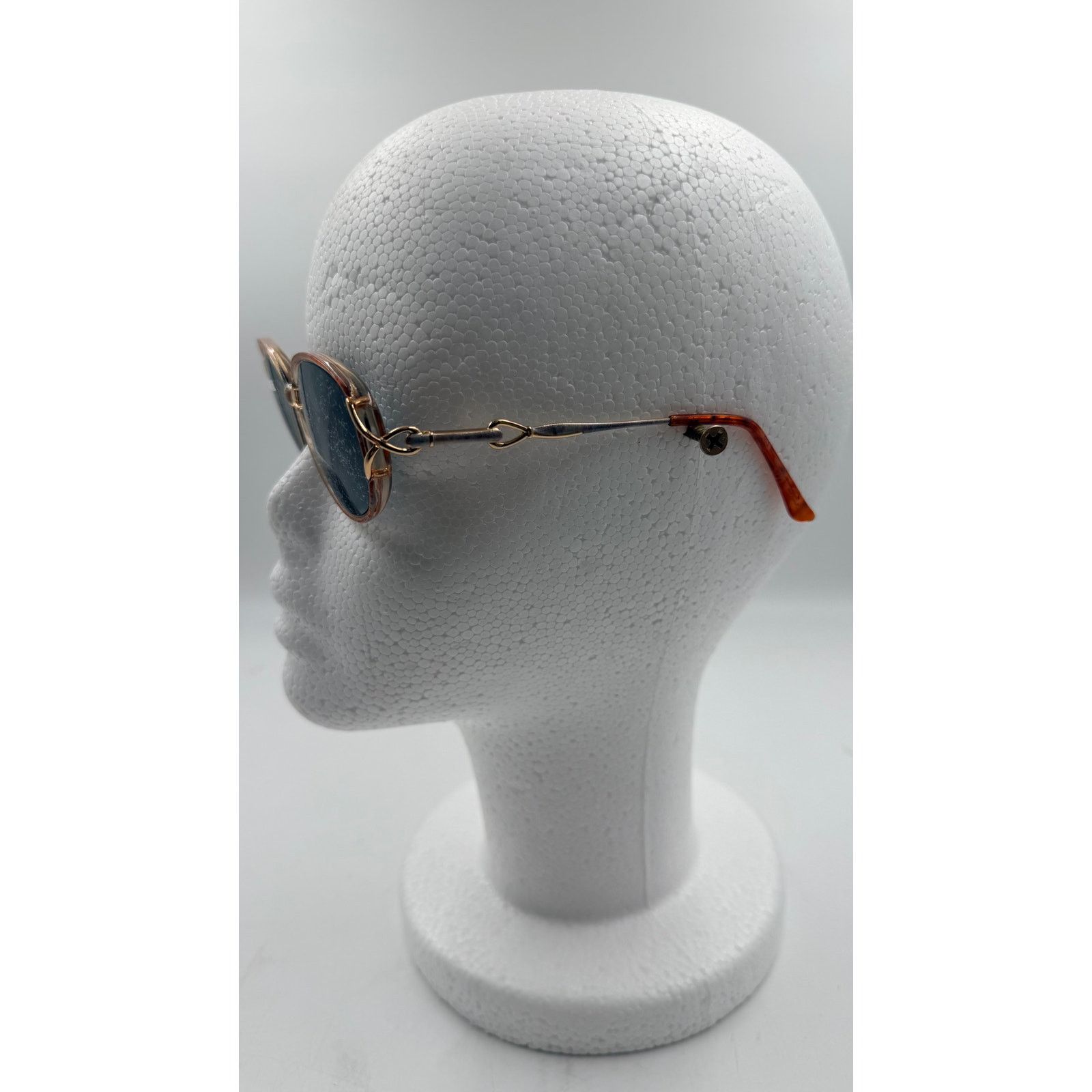 Gloria Vanderbilt Vintage Gloria Vanderbilt Zyloware Sunglasses Frame Beige Size ONE SIZE - 2 Thumbnail