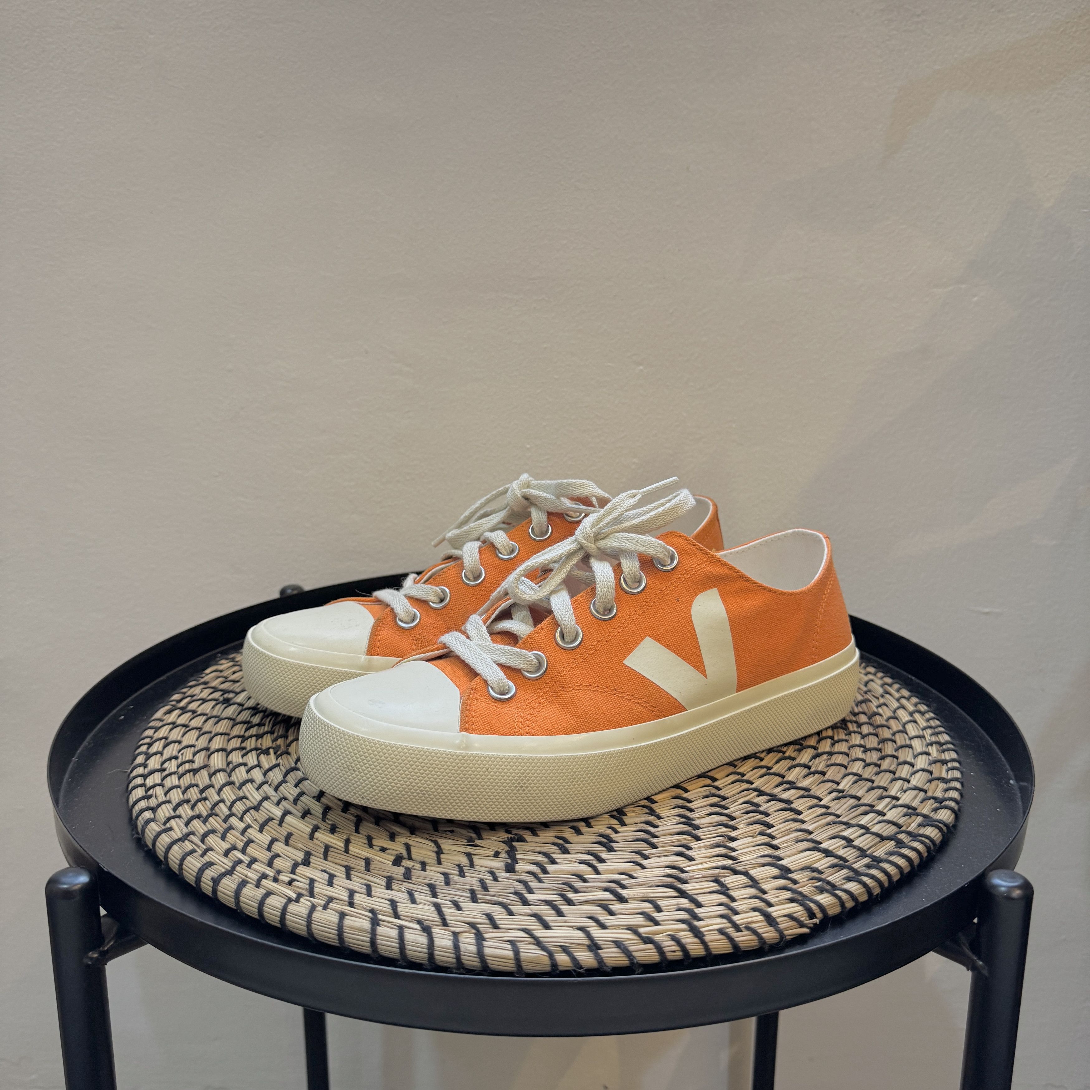 Veja Veja Wata II Low Canvans Pumpkin Pierre Size US 8 / IT 38 - 1 Thumbnail