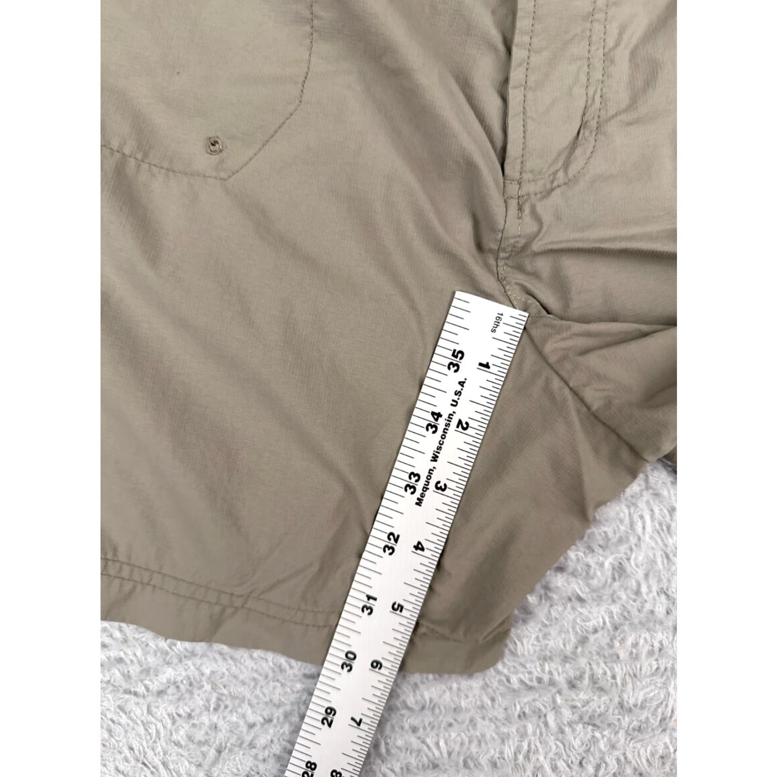 Vintage Columbia Shorts Women Medium Beige 8 Cargo Packable Titanium Adjustable Waist Size 32" / US 10 / IT 46 - 7 Thumbnail