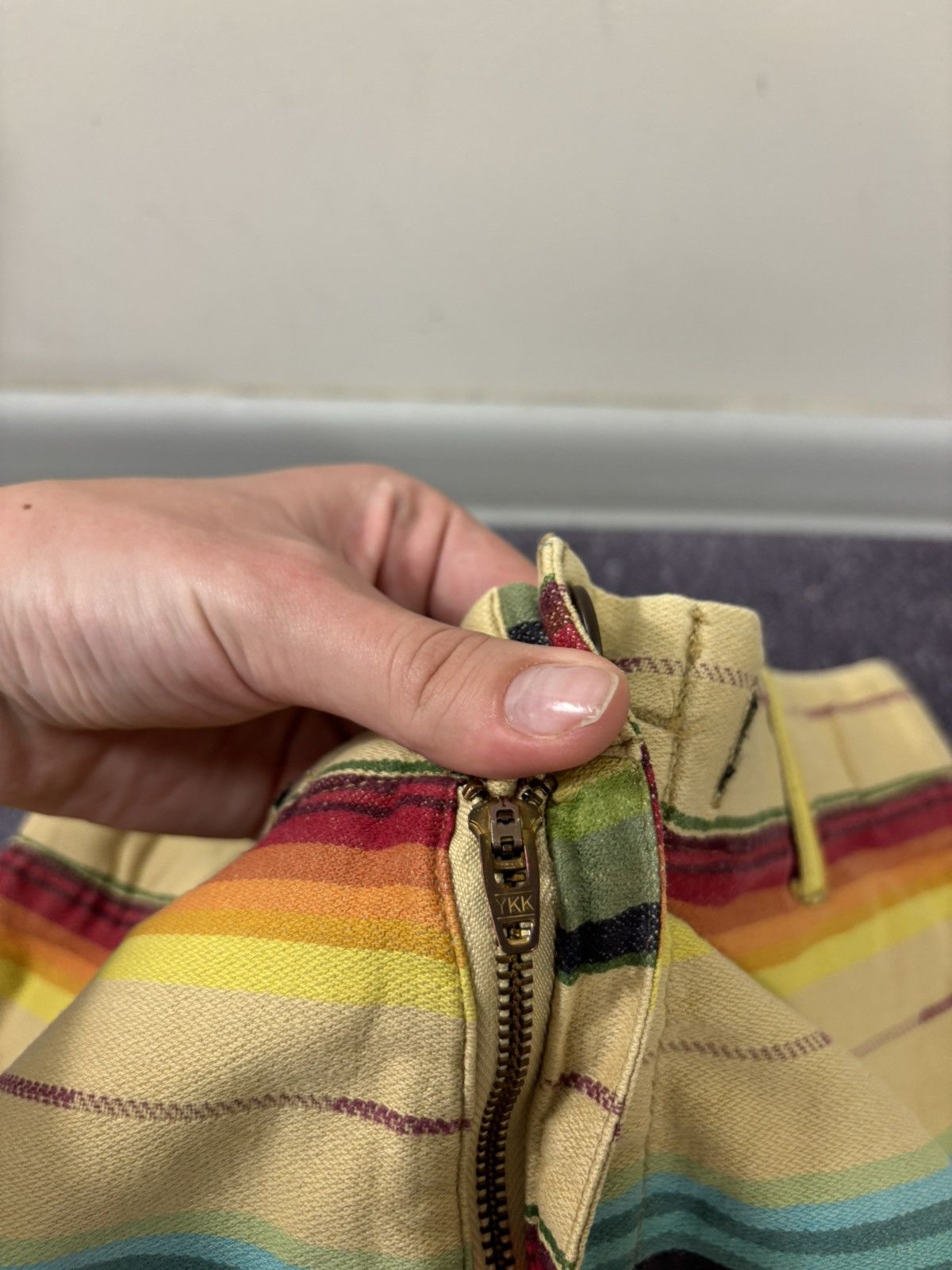 Japanese Brand Purple & Yellow Japanese Rare Multicolor Hype Shorts Size US 30 / EU 46 - 9 Thumbnail