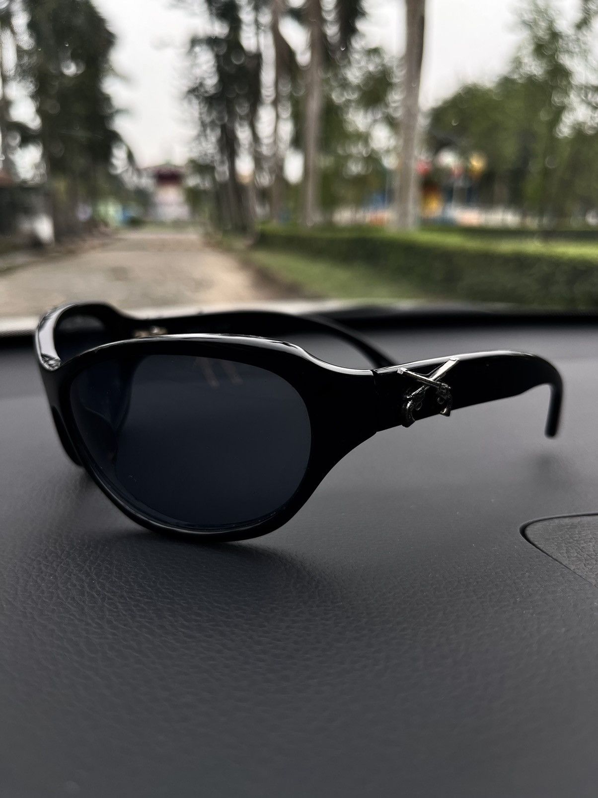 Roar 2000s ROAR Avant-garde Sunglasses Size 32 - 3 Thumbnail