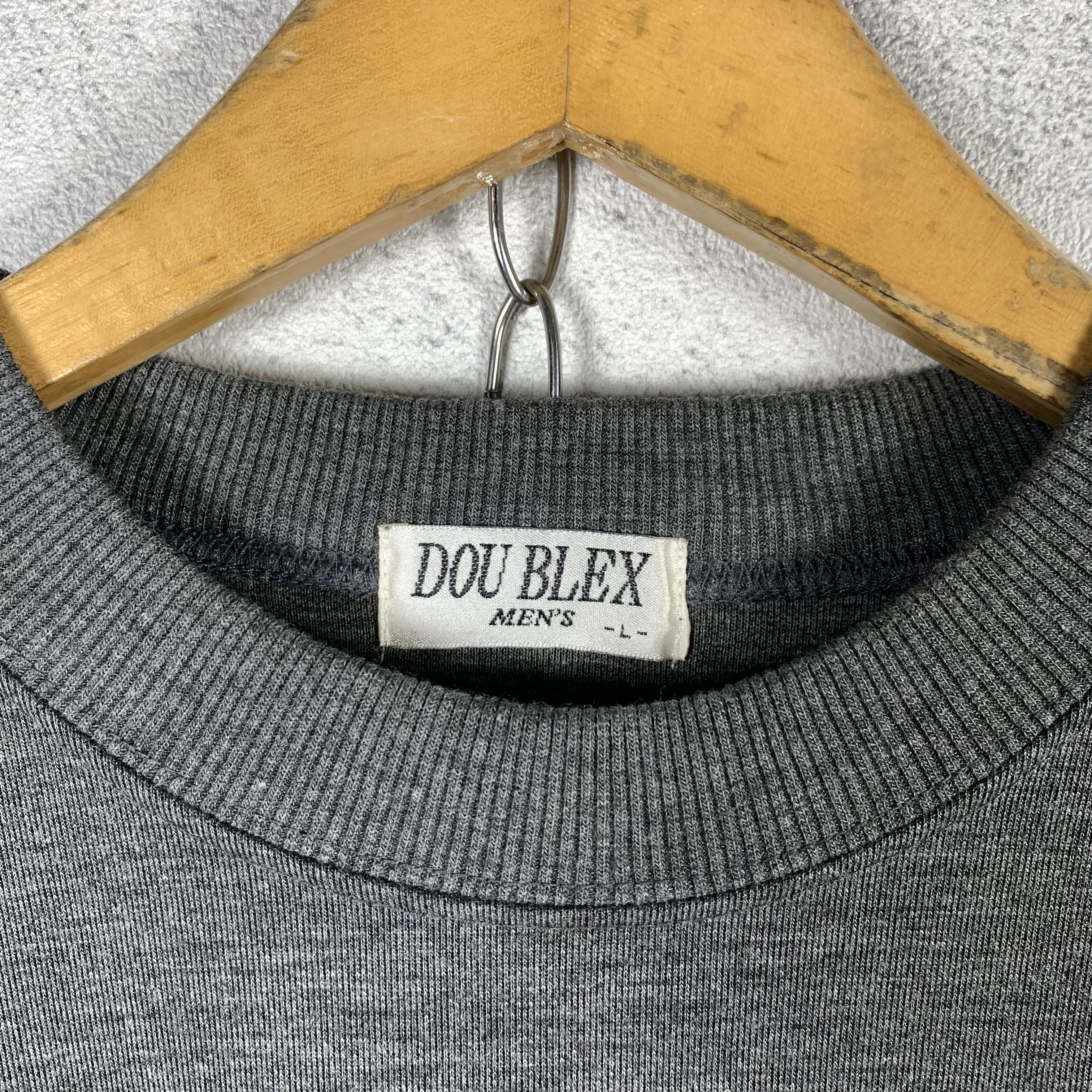 Vintage Vintage Ontario Refresh Space Sweatshirt Crewneck Size US S / EU 44-46 / 1 - 3 Thumbnail