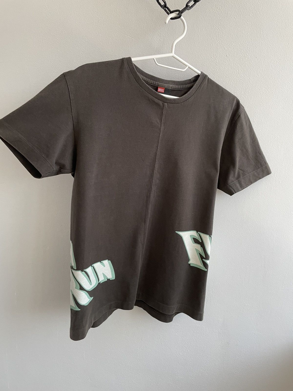 Diesel Diesel Vintage 90s Fun Run Art T Shirt Tee Y2K Avant Garde Size US M / EU 48-50 / 2 - 3 Thumbnail