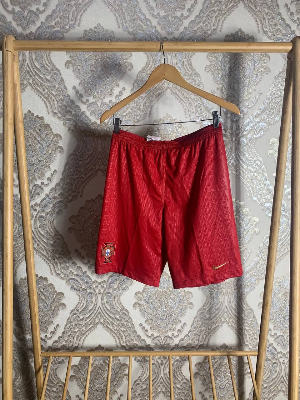 Nike Vintage Nike Portugal Soccer Jersey Shorts Ronaldo Y2K Size US S / EU 44-46 / 1 - 1 Thumbnail